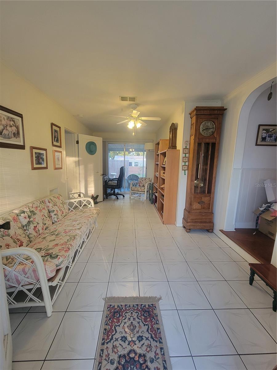 Image 16 of 17 For 7 Wisconsin Avenue