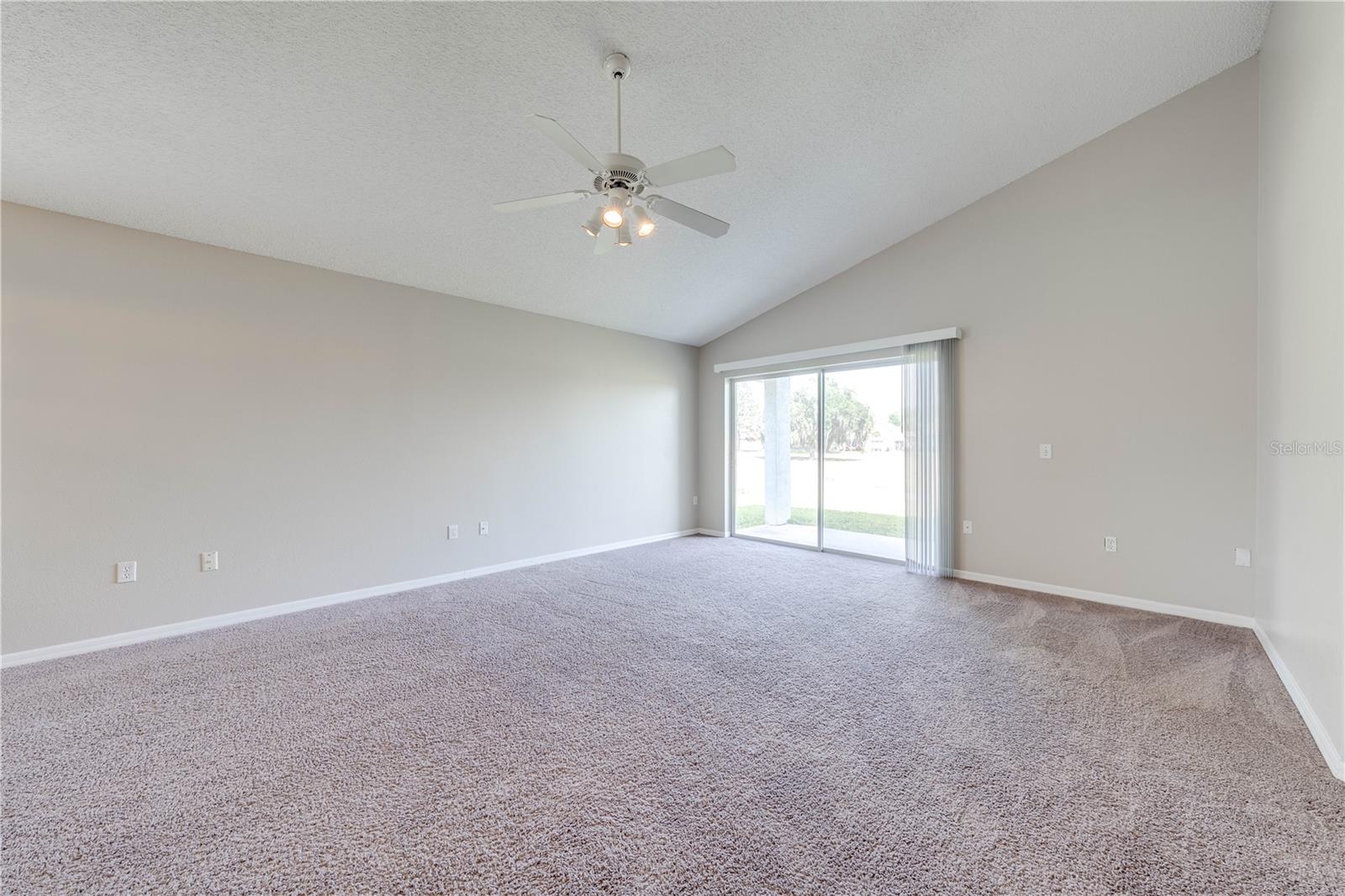 Image 16 of 33 For 119 Southampton Drive