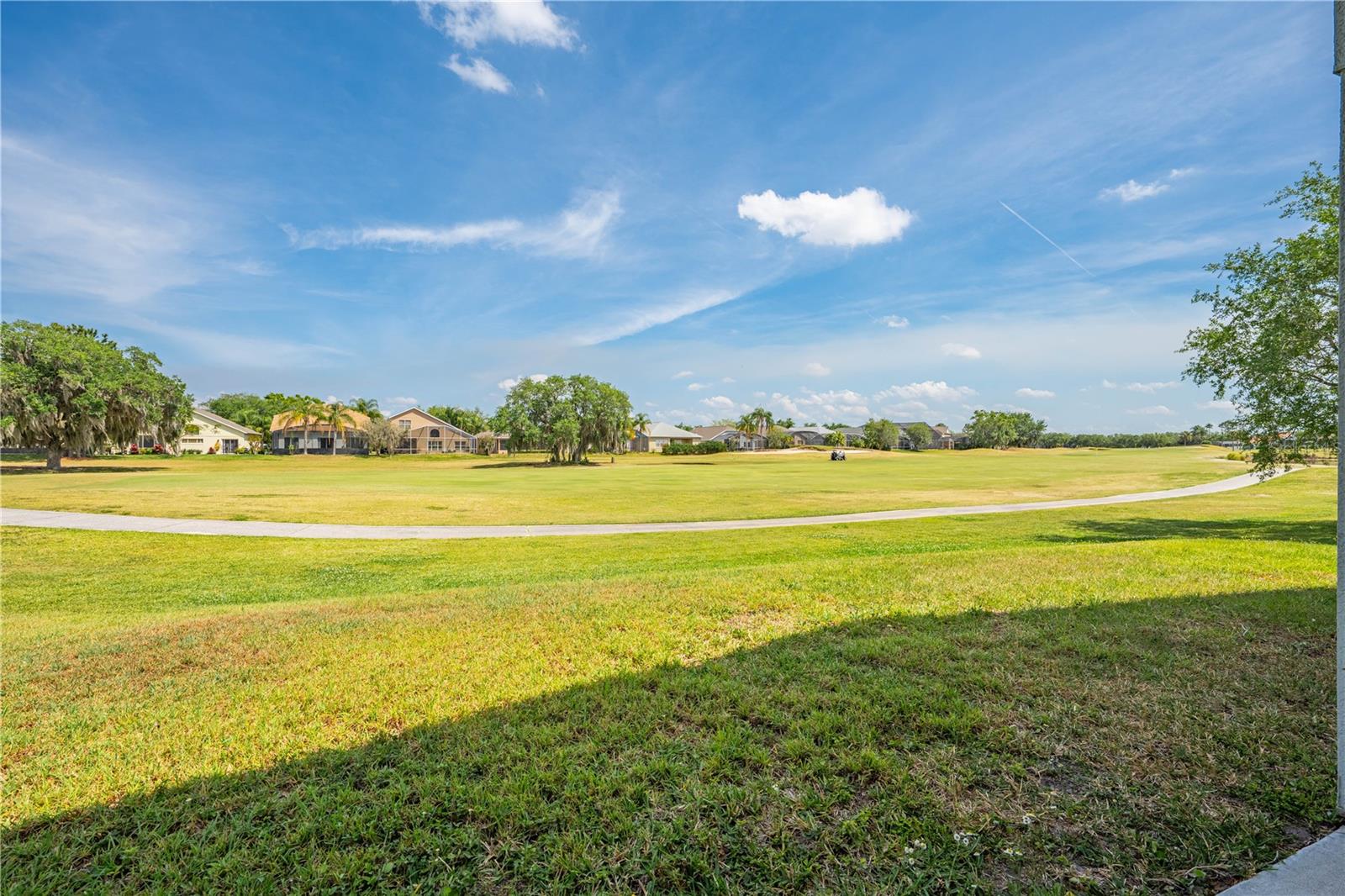 Image 28 of 33 For 119 Southampton Drive