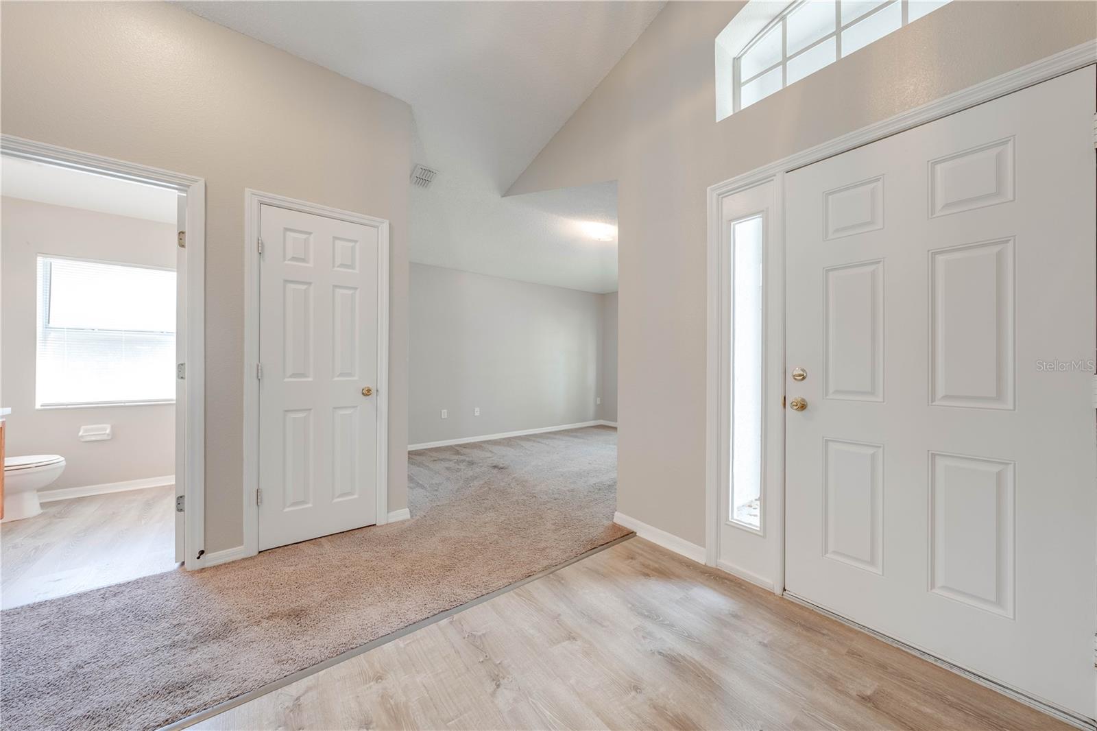 Image 7 of 33 For 119 Southampton Drive