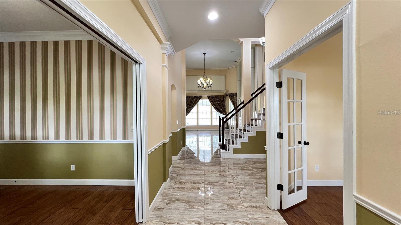 Image 13 of 83 For 934 Westpark Drive