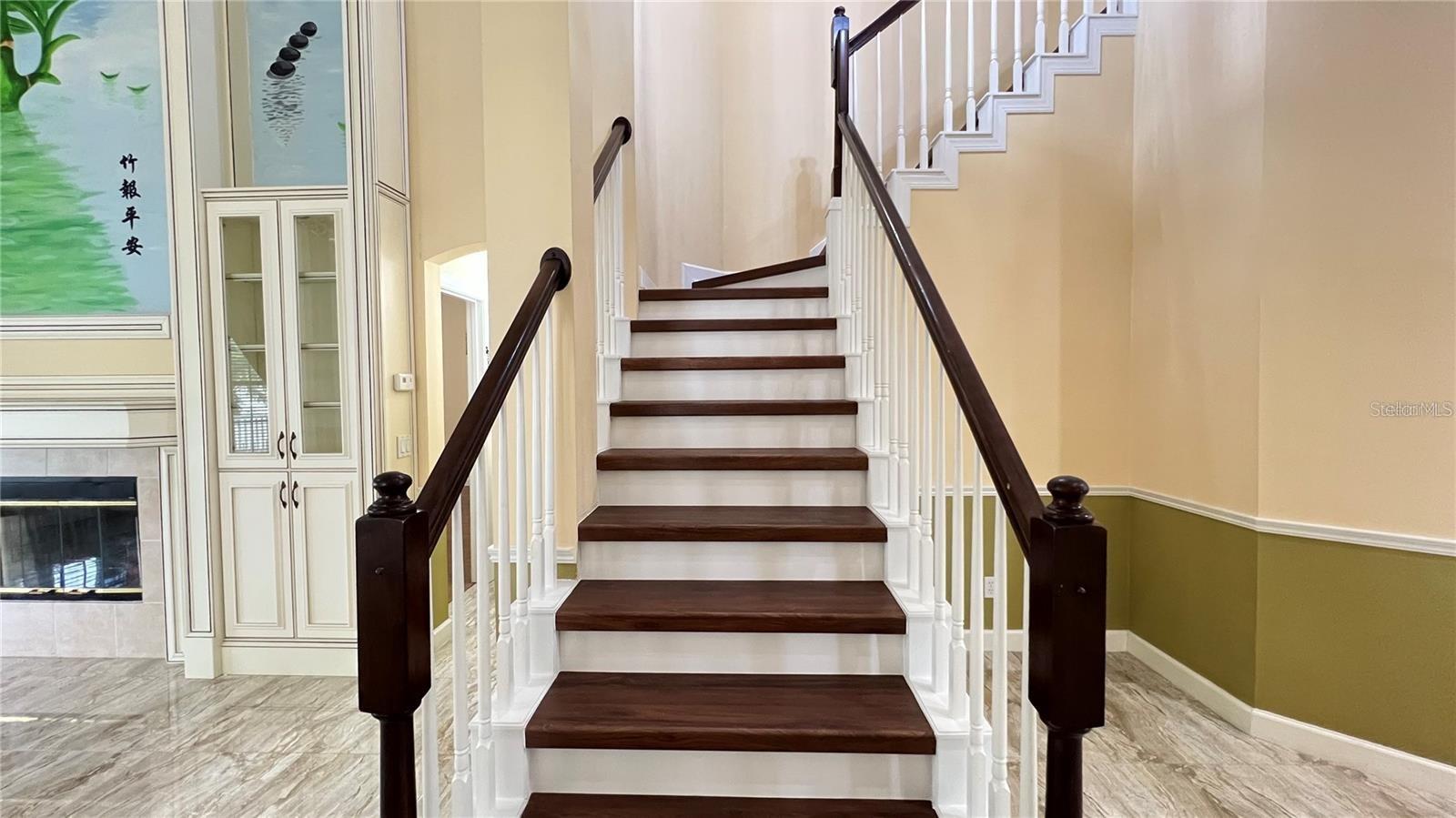 Image 18 of 83 For 934 Westpark Drive