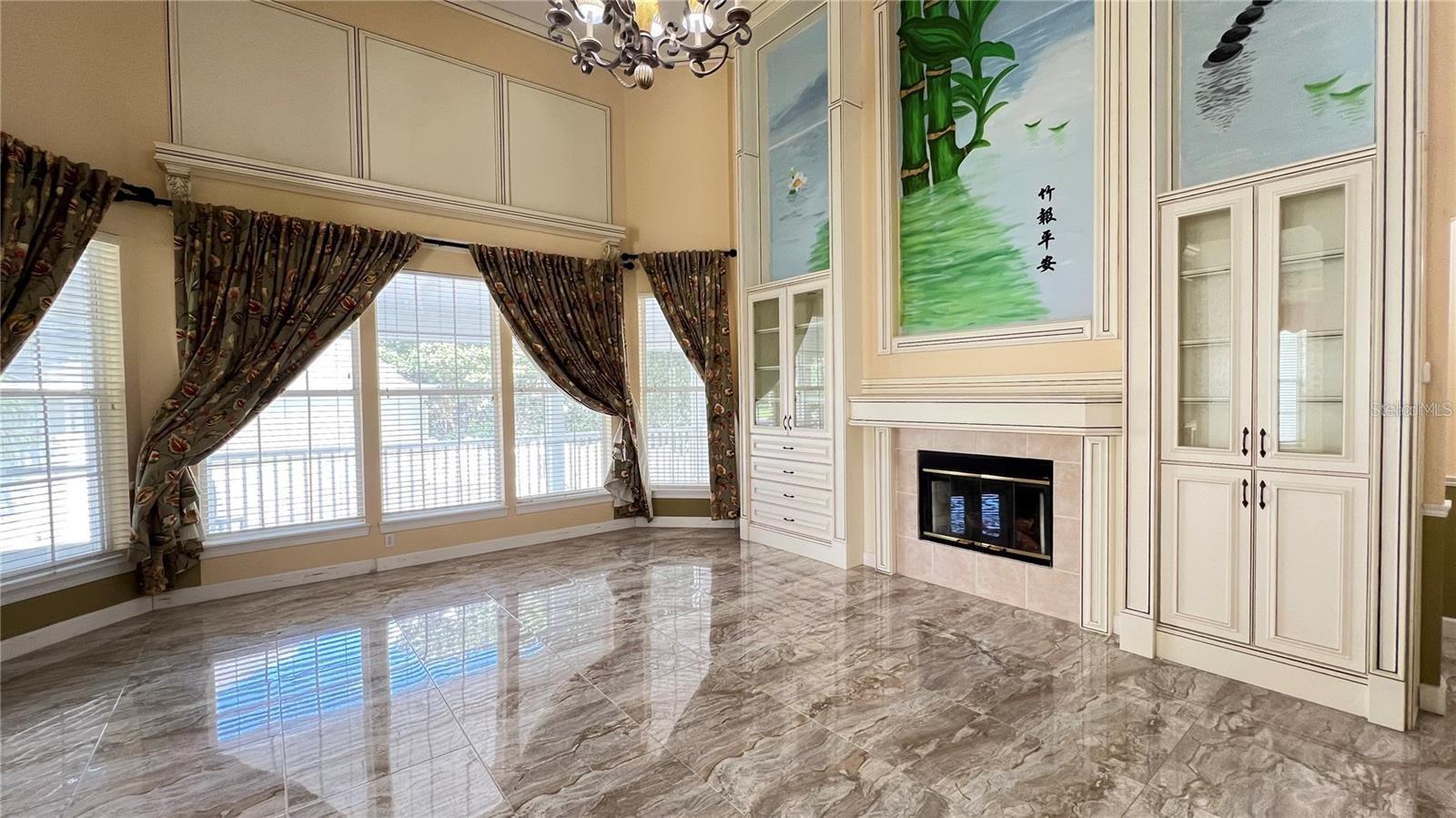 Image 22 of 83 For 934 Westpark Drive