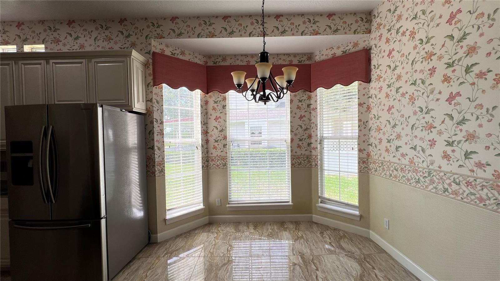 Image 27 of 83 For 934 Westpark Drive