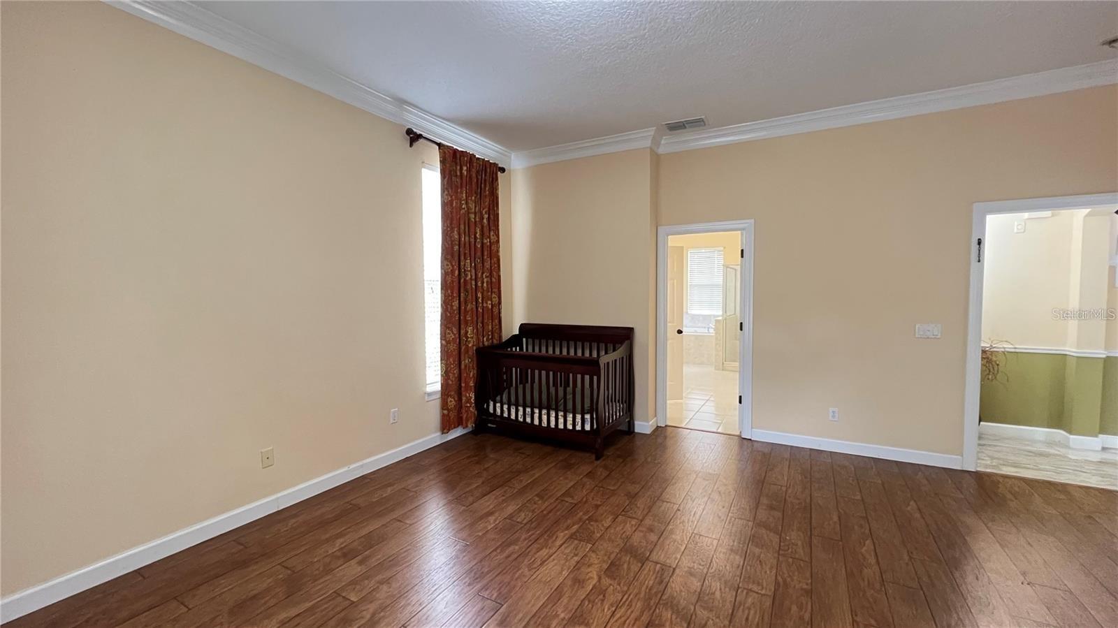 Image 36 of 83 For 934 Westpark Drive