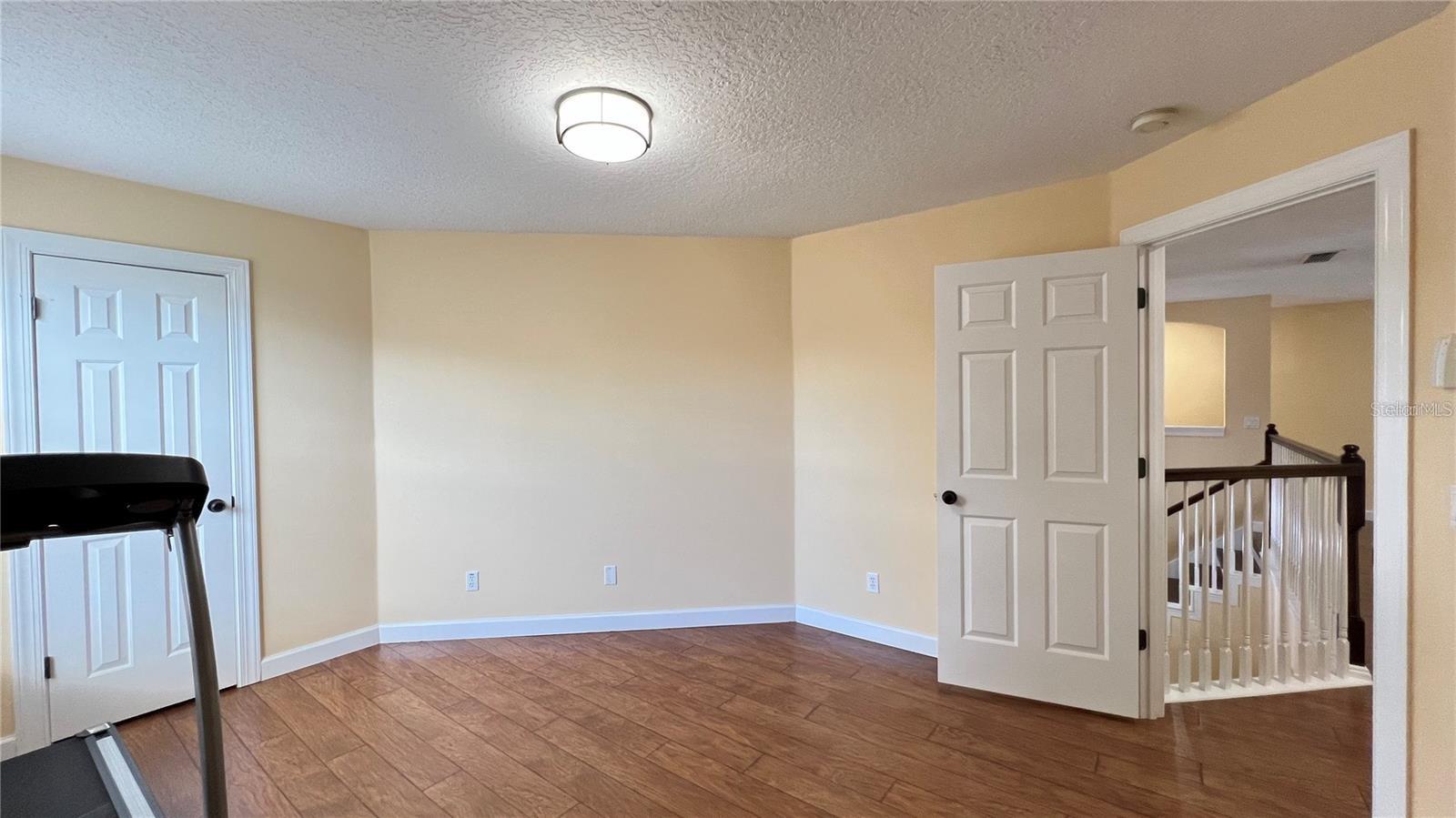 Image 52 of 83 For 934 Westpark Drive