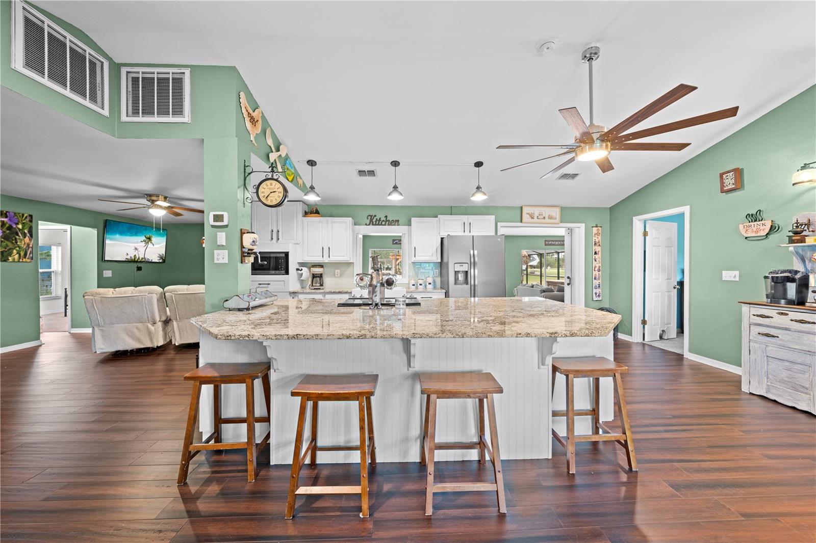 Image 13 of 66 For 2260 Bronco Drive