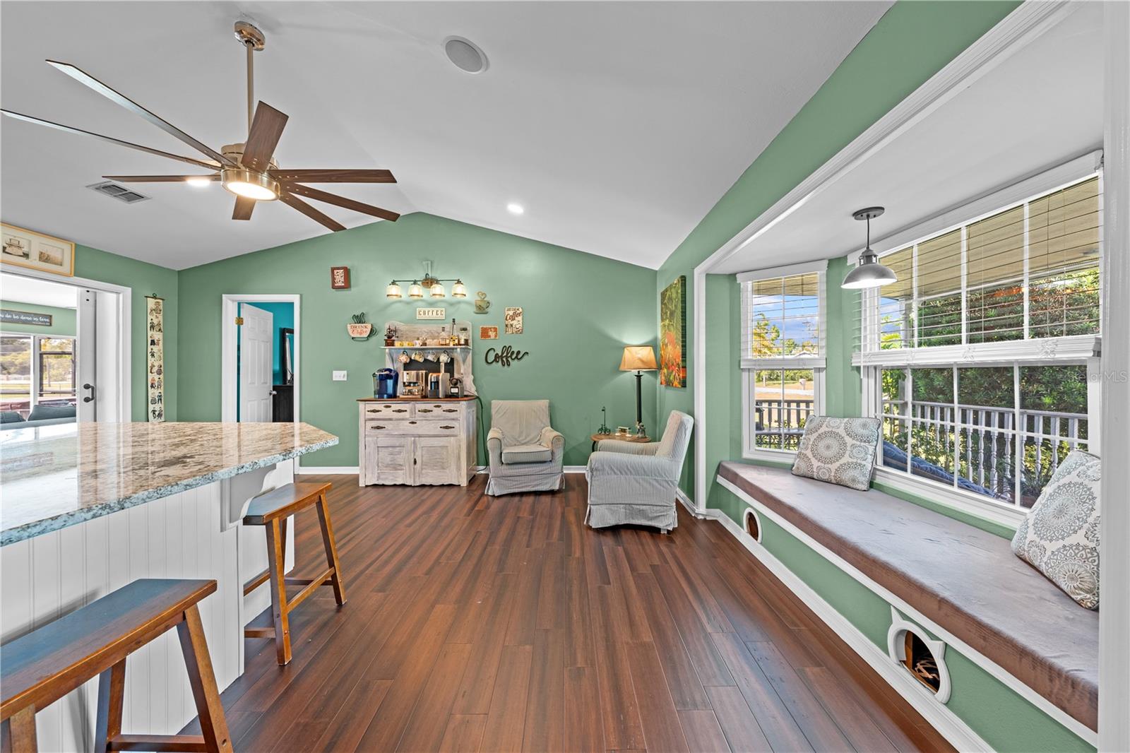 Image 19 of 66 For 2260 Bronco Drive