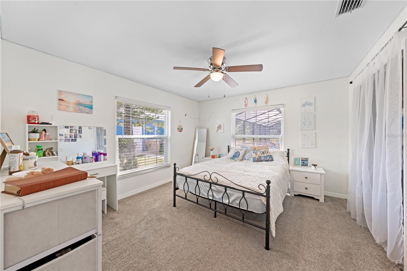 Image 21 of 66 For 2260 Bronco Drive