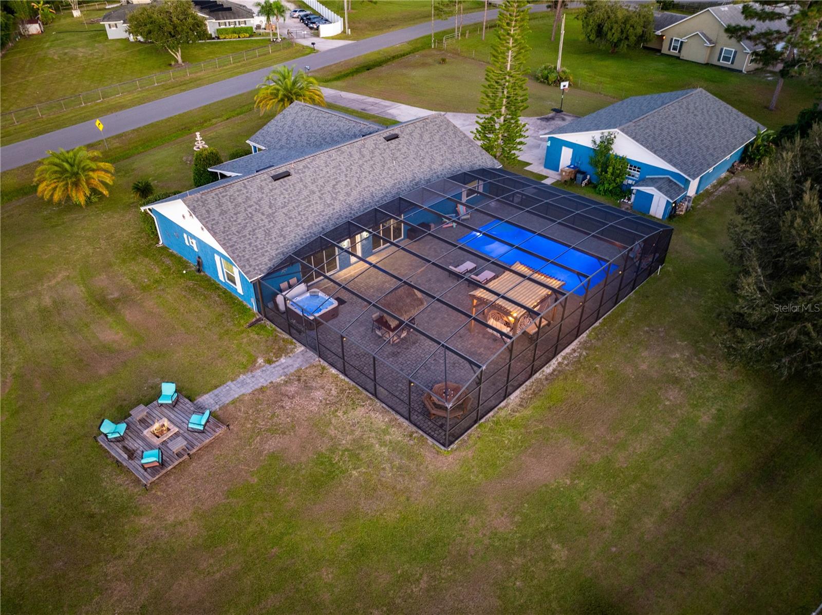 Image 3 of 66 For 2260 Bronco Drive