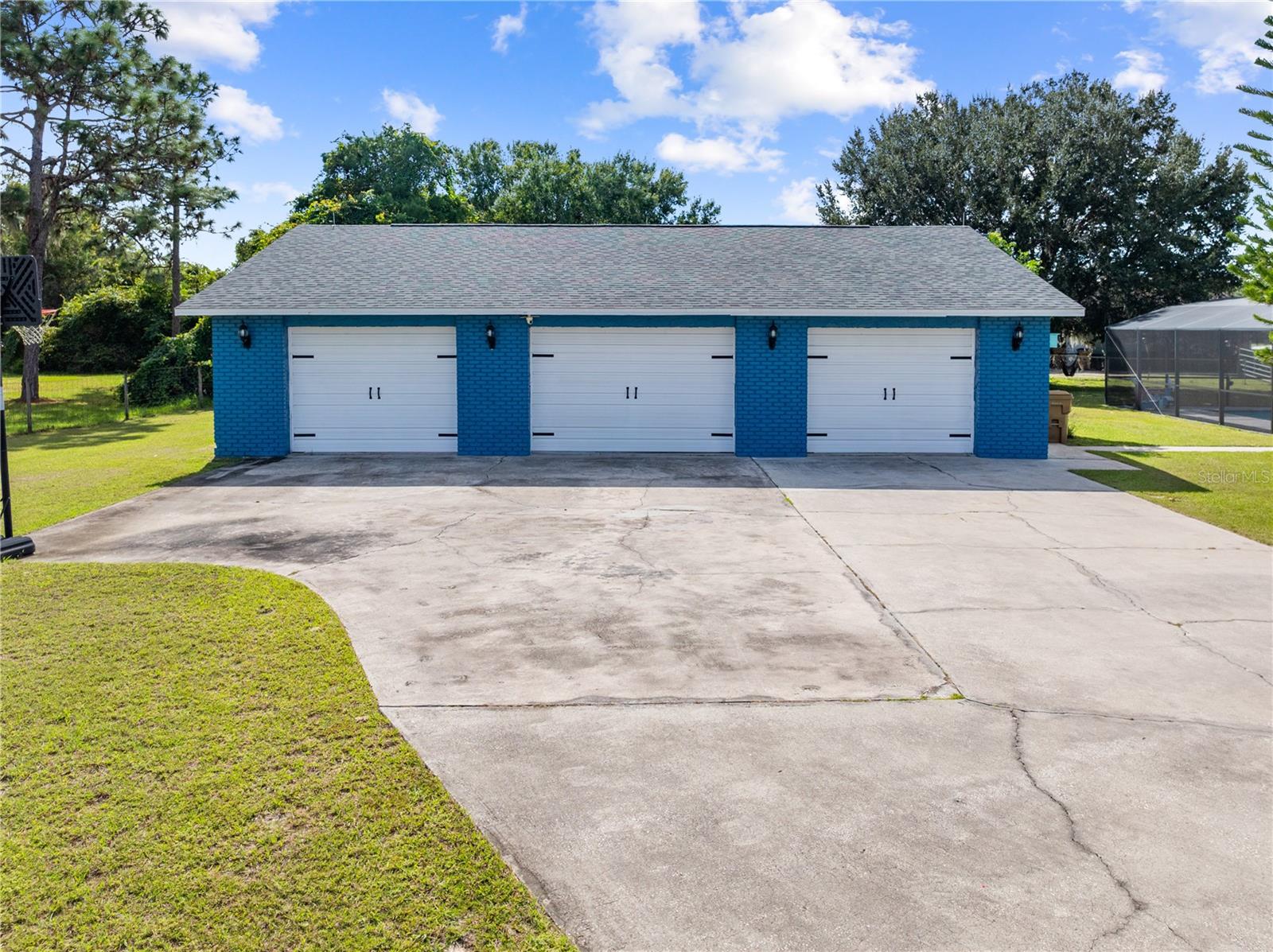 Image 53 of 66 For 2260 Bronco Drive