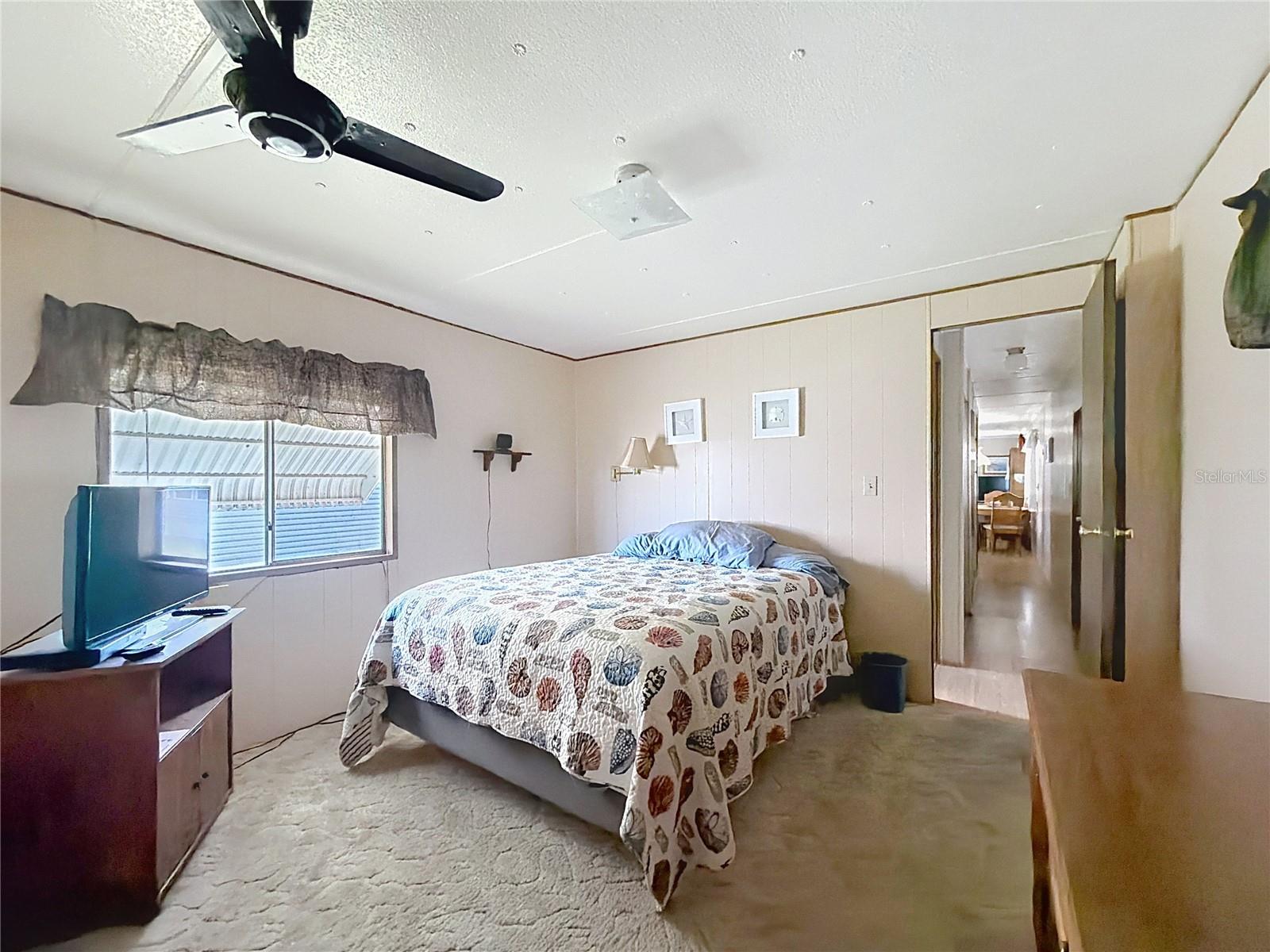 Image 10 of 16 For 213 Lakeside Ranch Circle