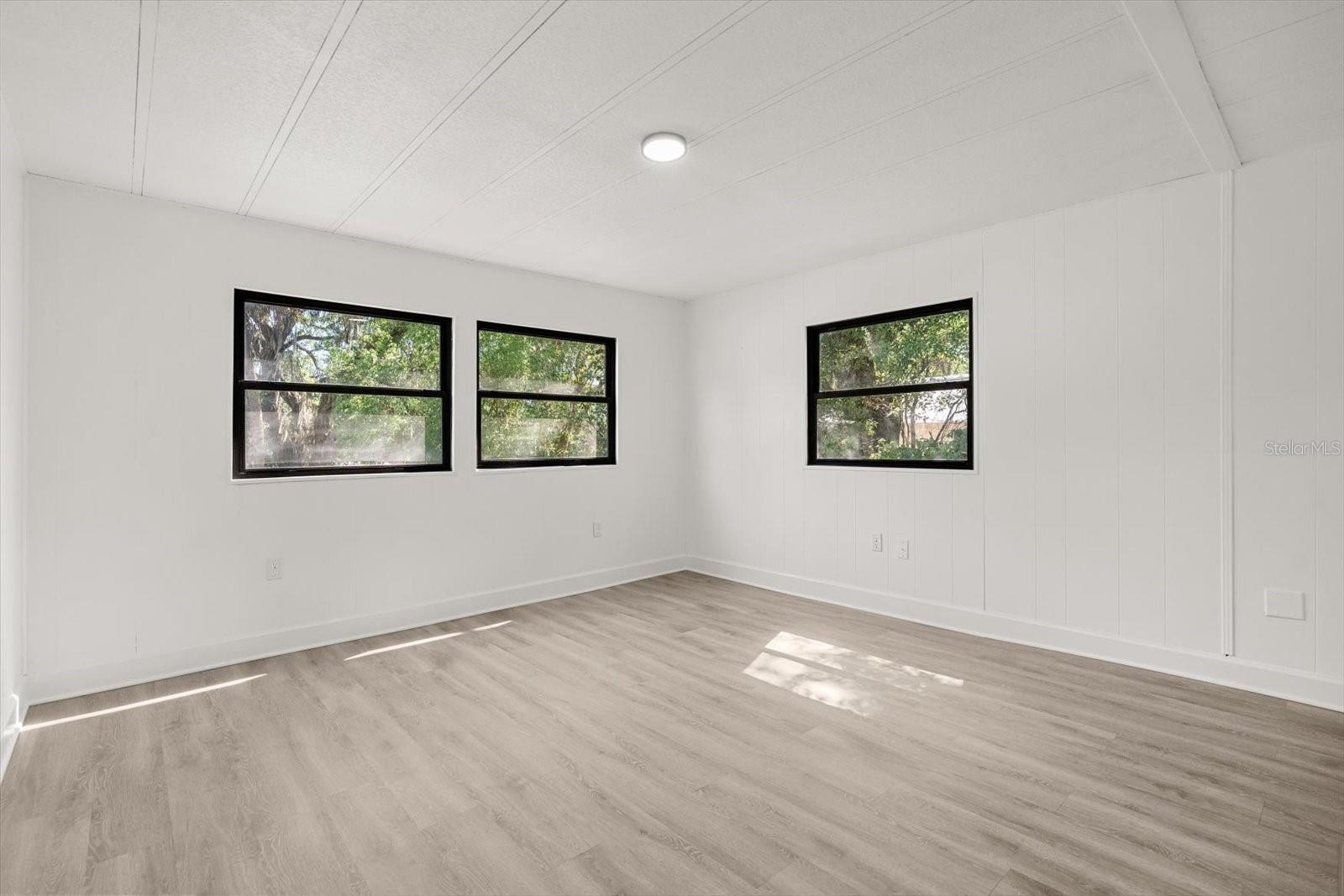 Image 13 of 24 For 112 Mcclendon Street