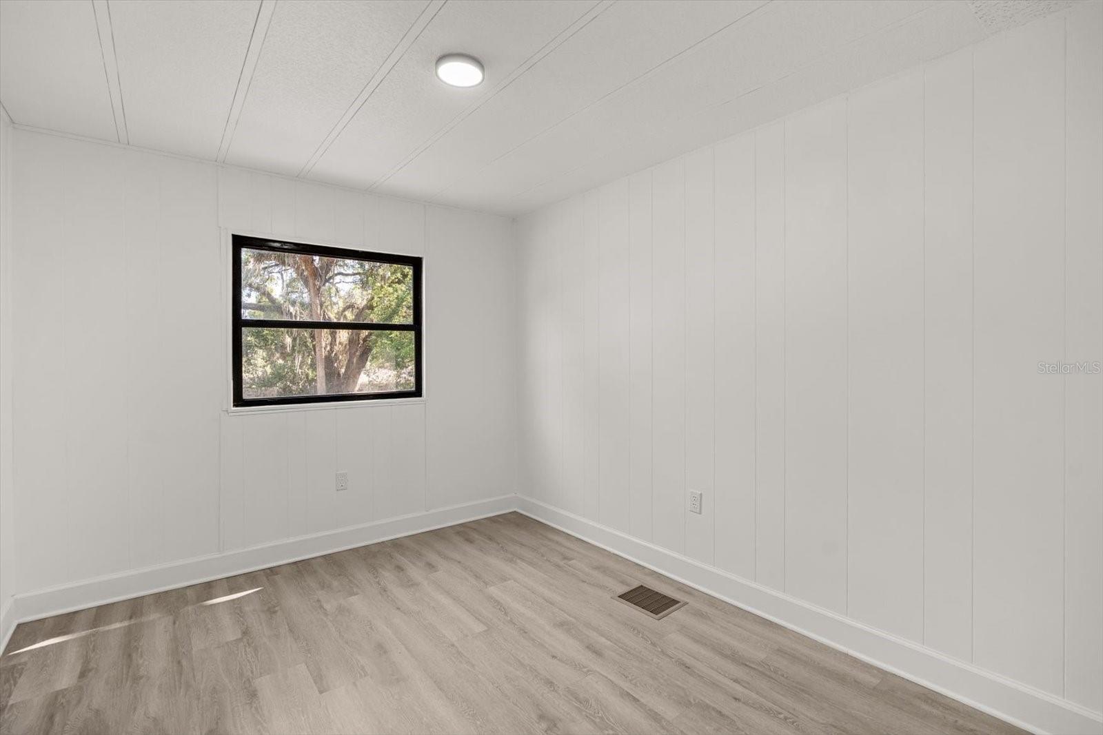 Image 9 of 24 For 112 Mcclendon Street