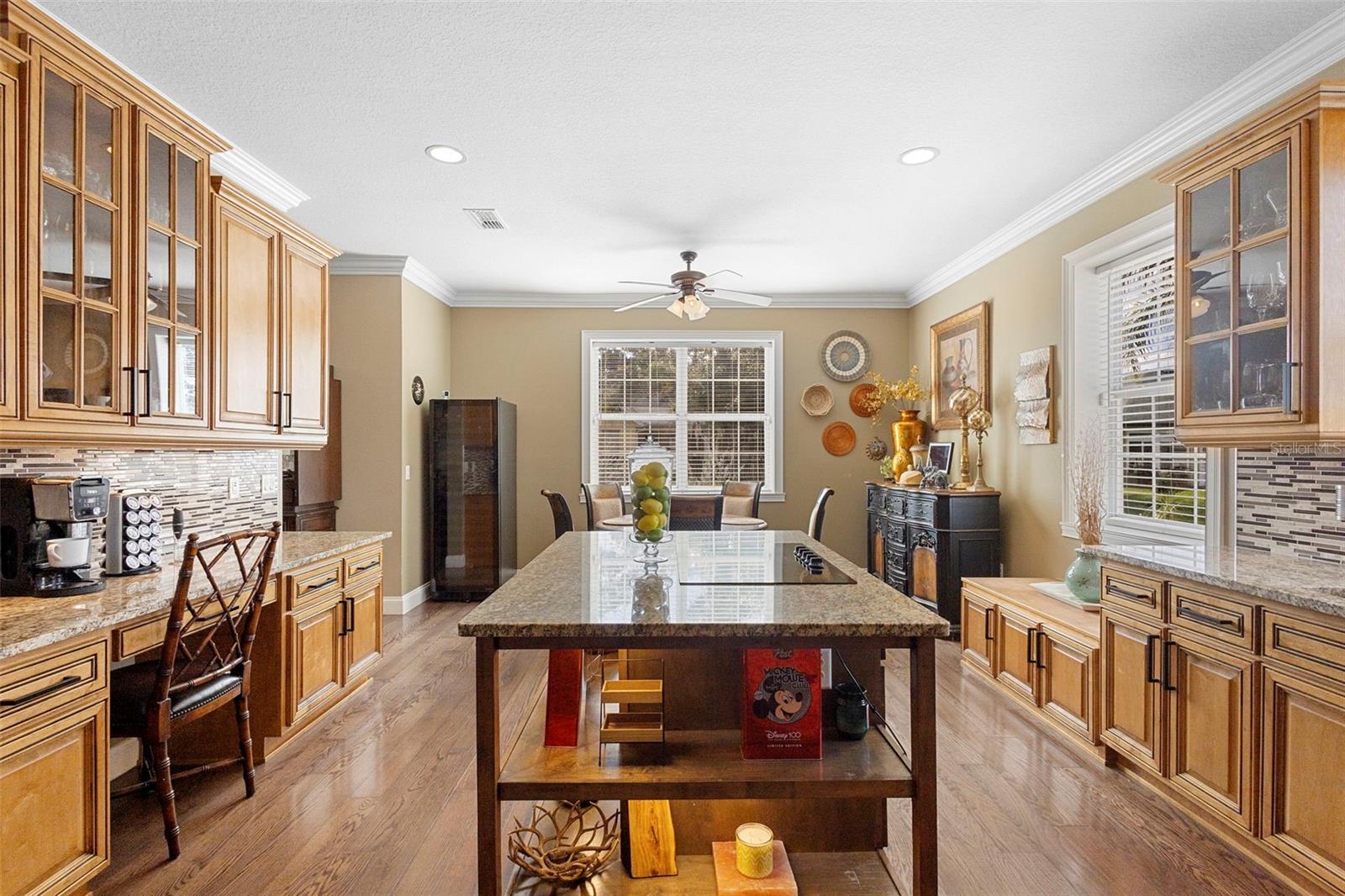 Image 20 of 61 For 5210 Hammock Circle