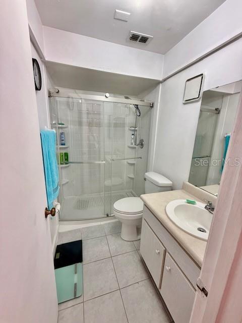 Image 12 of 16 For 1507 Grove Street 557