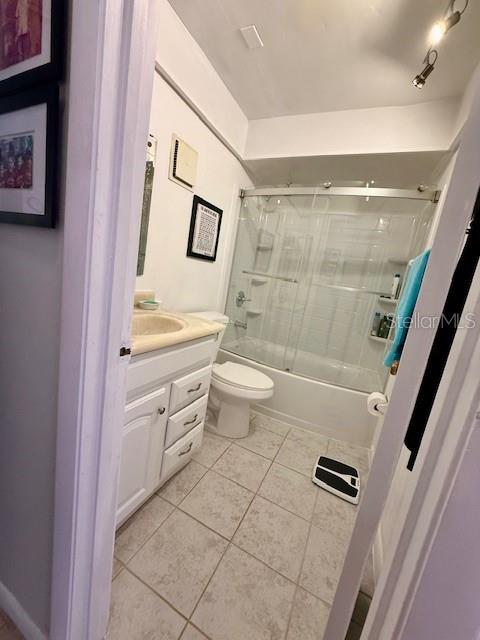 Image 9 of 16 For 1507 Grove Street 557