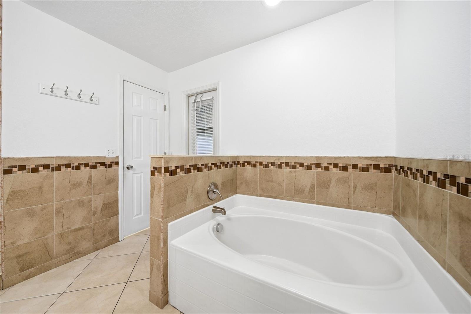 Image 10 of 37 For Address Not Provided