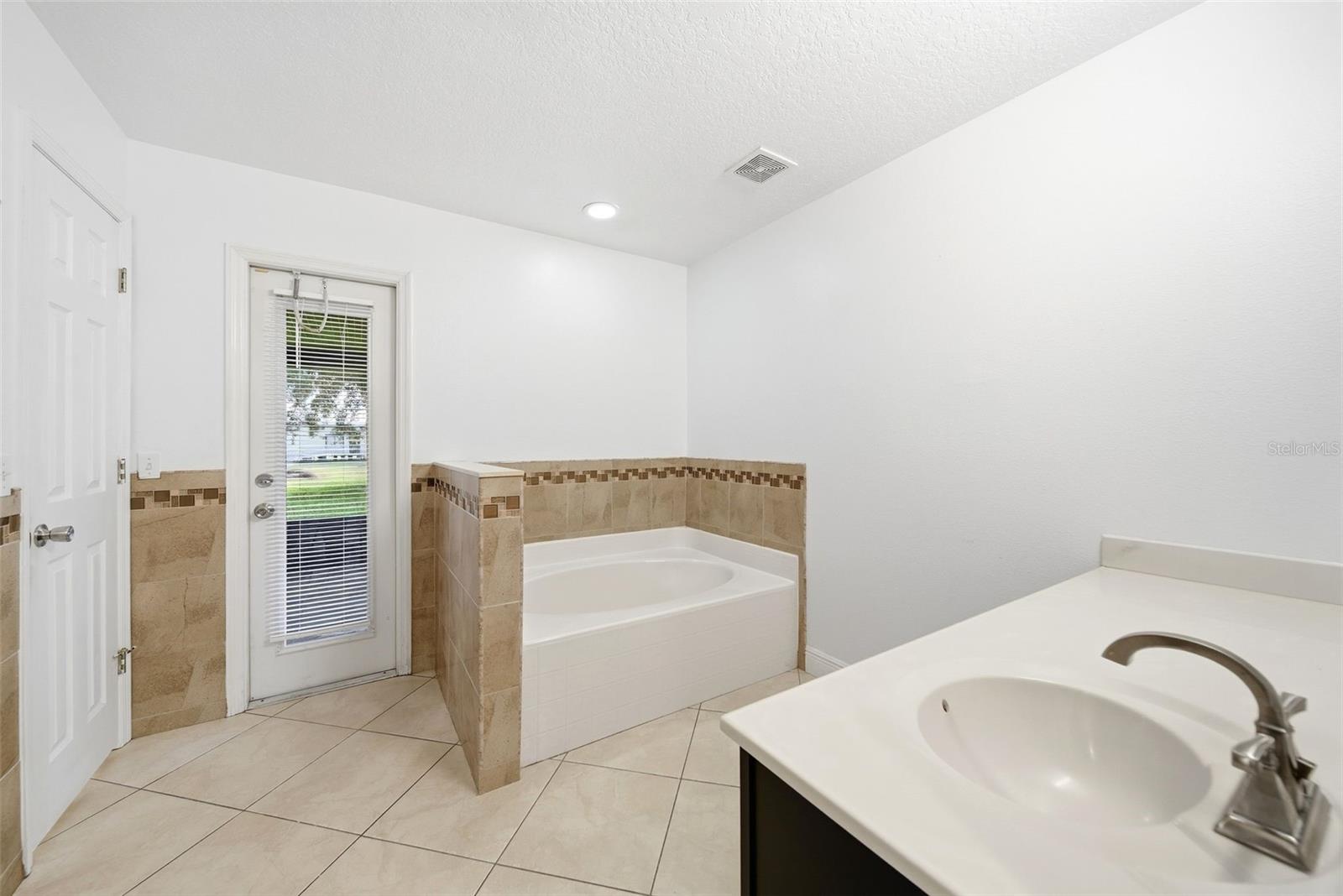 Image 8 of 37 For Address Not Provided