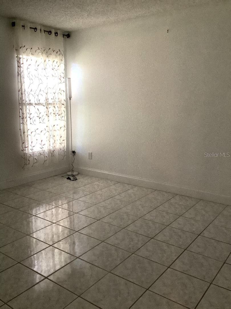 Image 7 of 13 For 53 Silver Park Circle