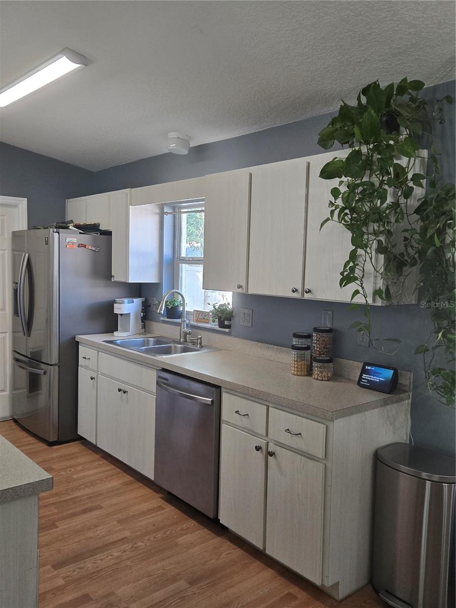 Image 6 of 16 For 599 Magnolia Ridge Avenue