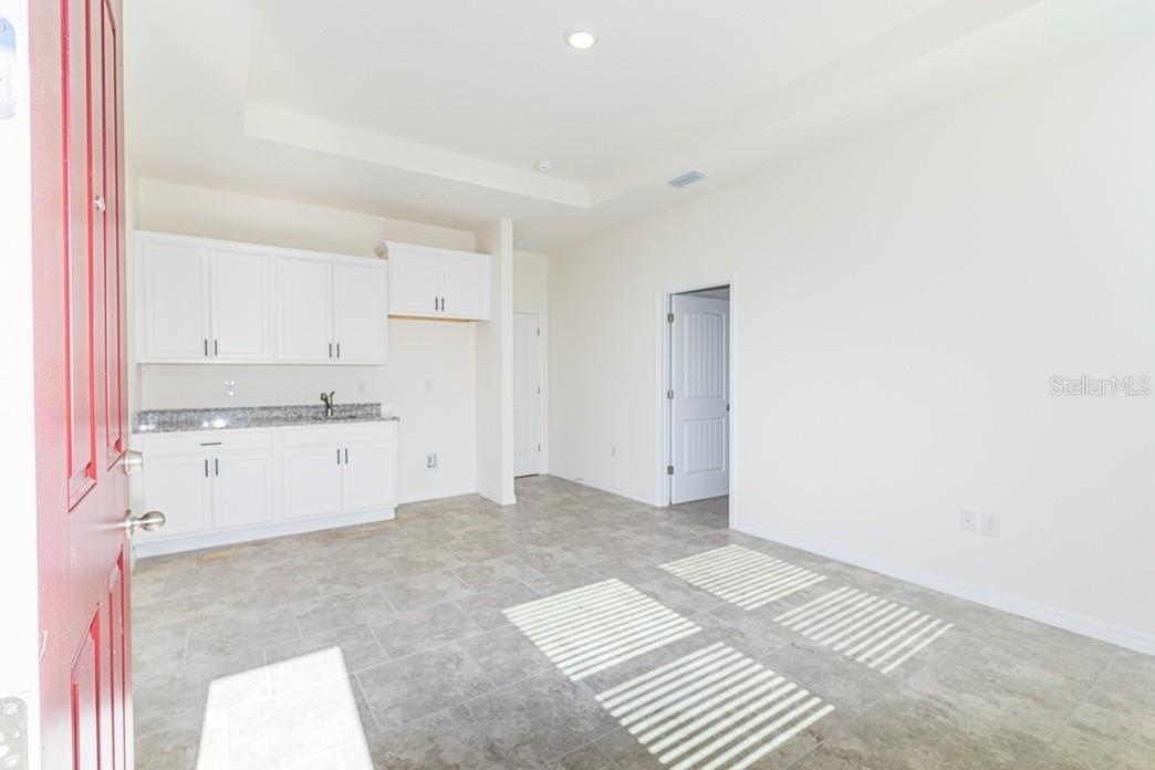 Image 2 of 9 For 7212-a Nottingham Reel Court