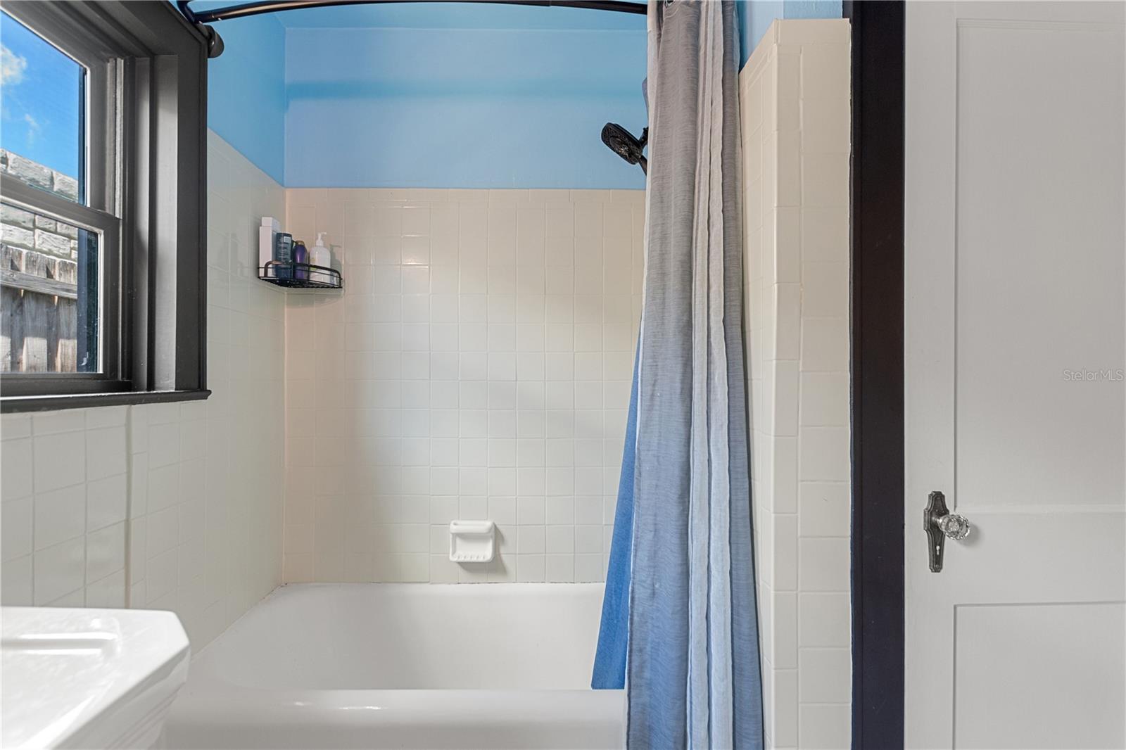 Image 14 of 16 For 204 Harvard Street