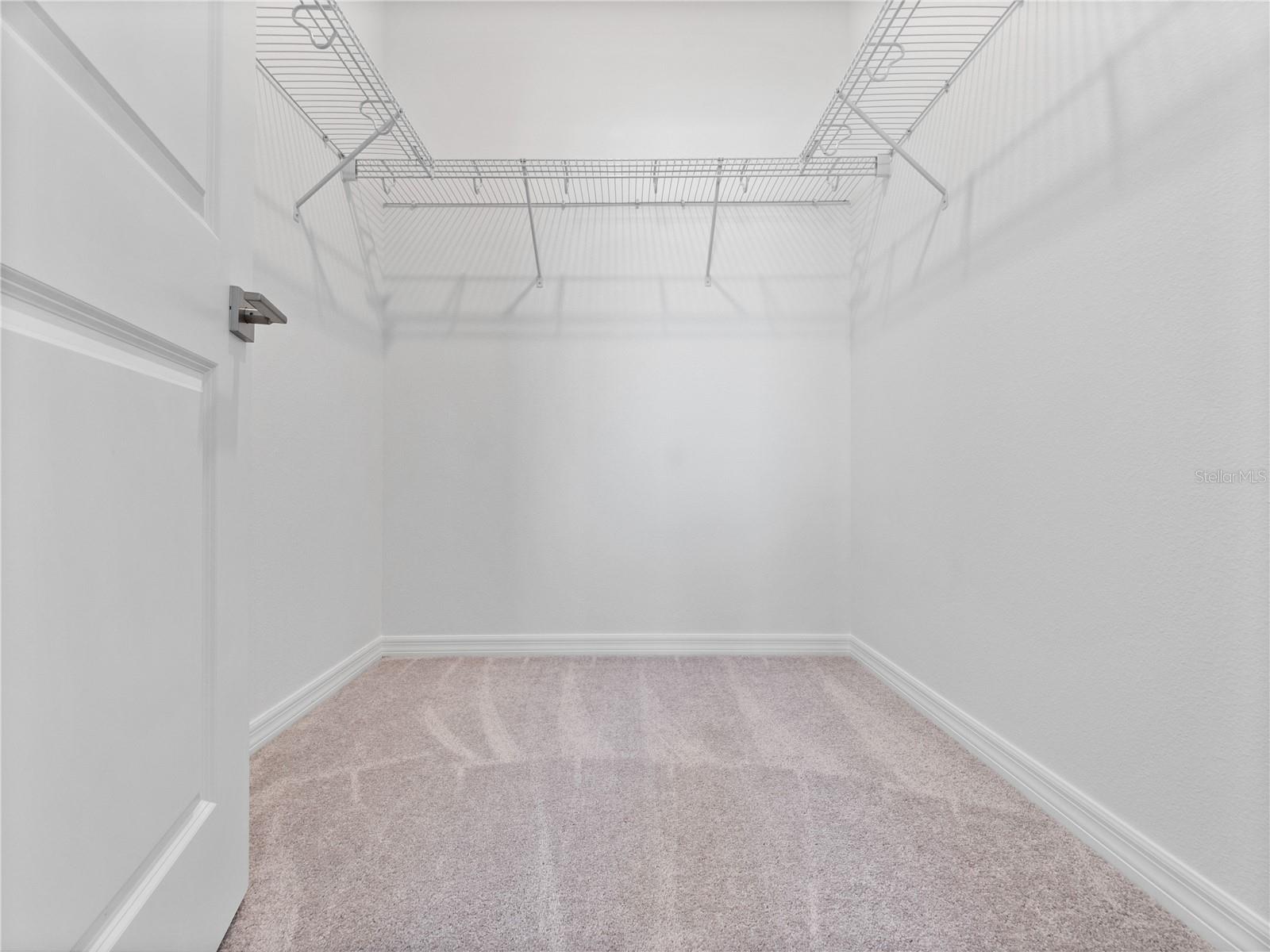 Image 18 of 26 For 15166 Blue Peacock Lane