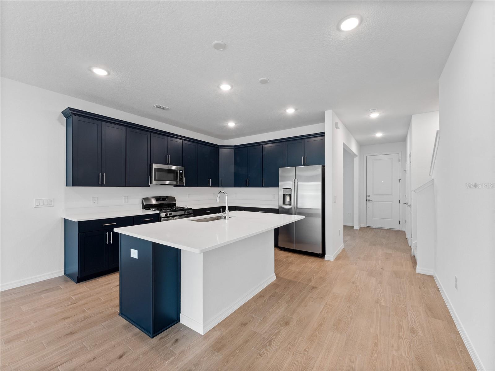 Image 2 of 26 For 15166 Blue Peacock Lane