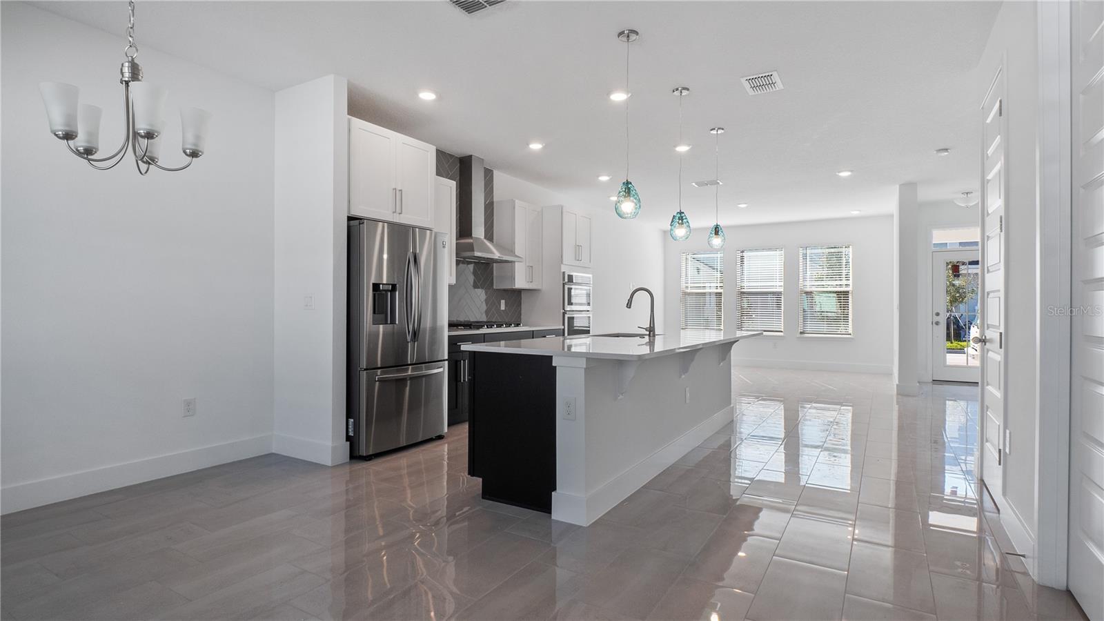 Image 11 of 29 For 15318 Lebeau Loop