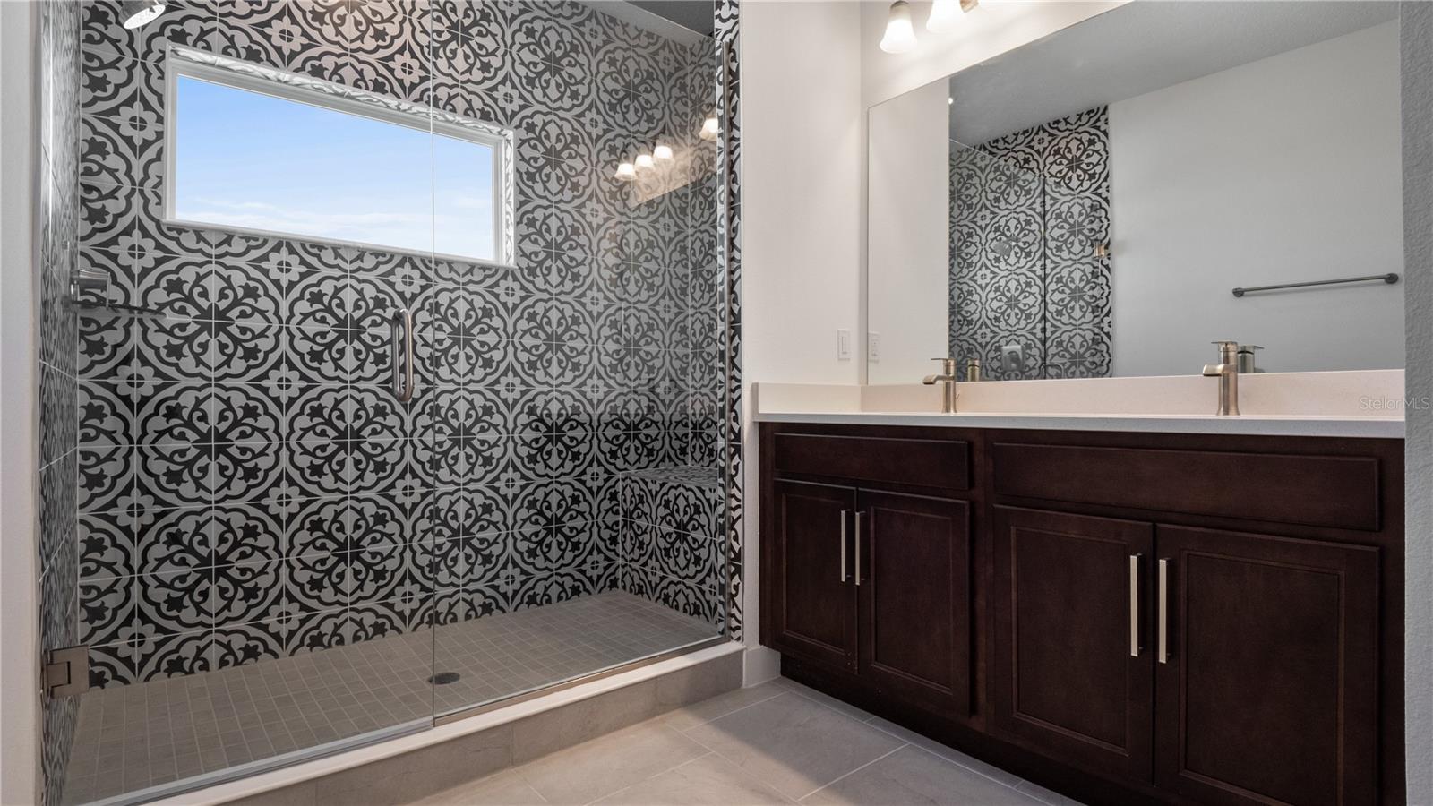 Image 17 of 29 For 15318 Lebeau Loop