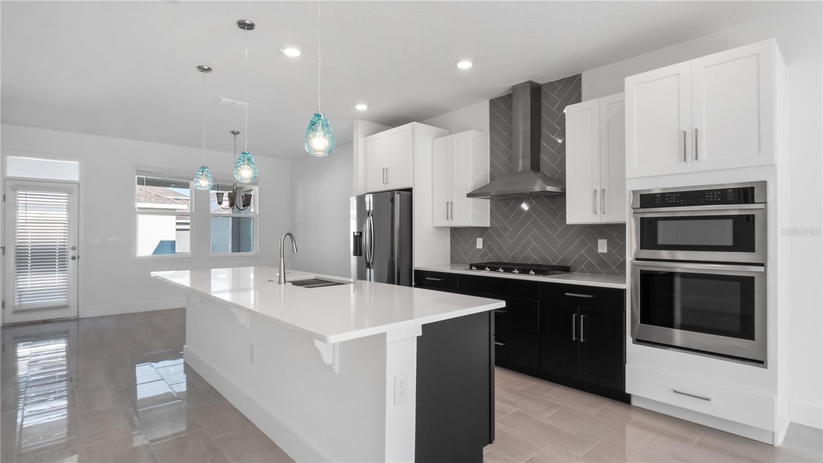 Image 4 of 29 For 15318 Lebeau Loop