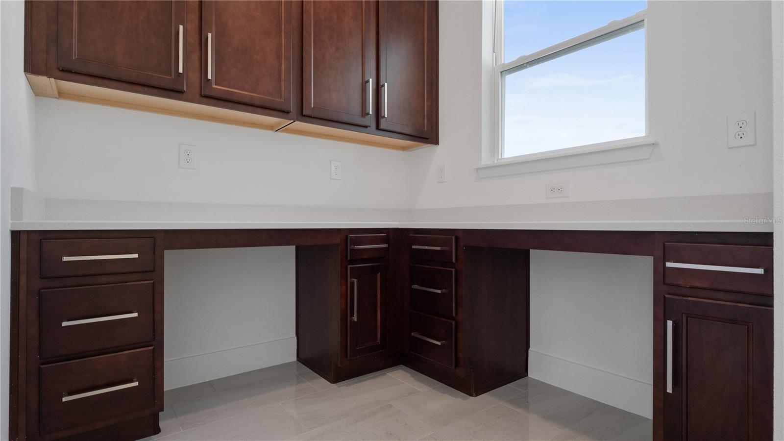 Image 7 of 29 For 15318 Lebeau Loop