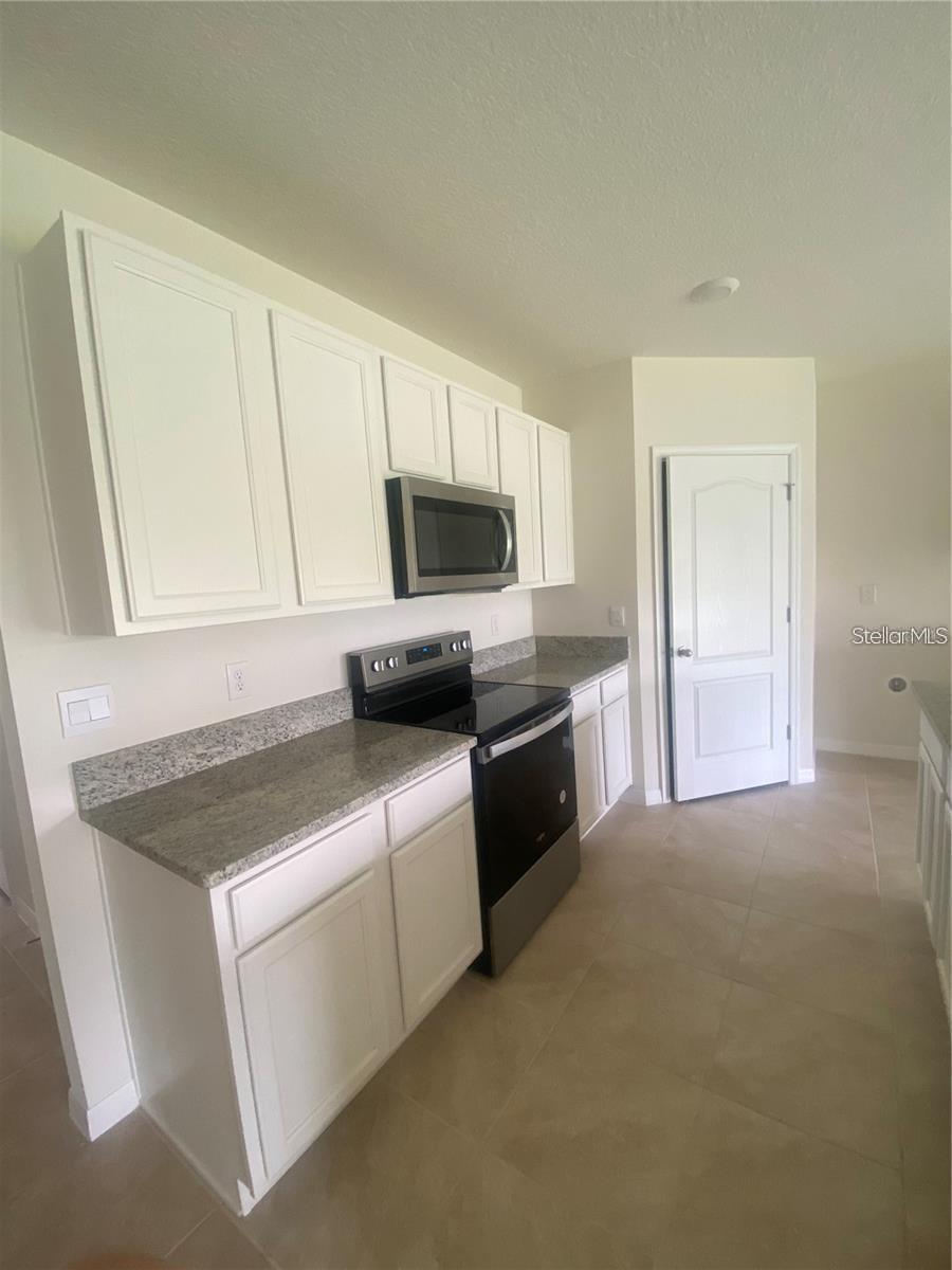 Image 4 of 9 For 2000 Carnostie Road