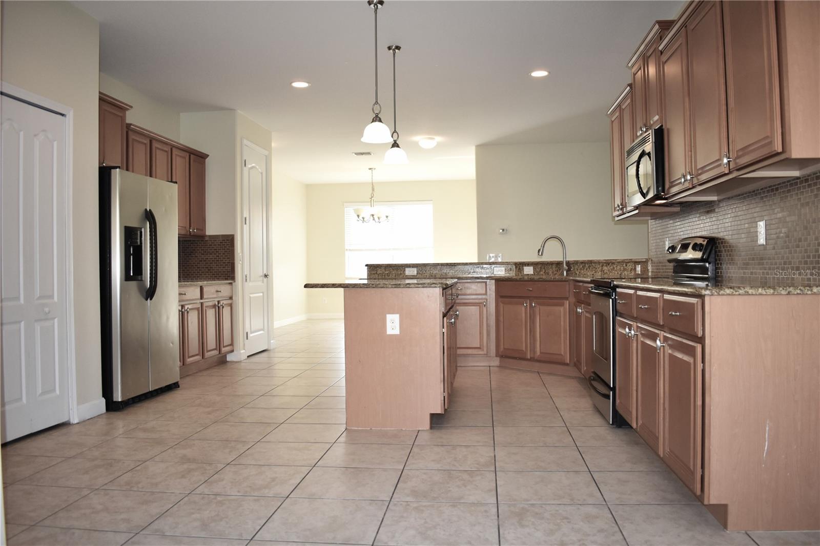 Image 11 of 30 For 1106 Lattimore Drive