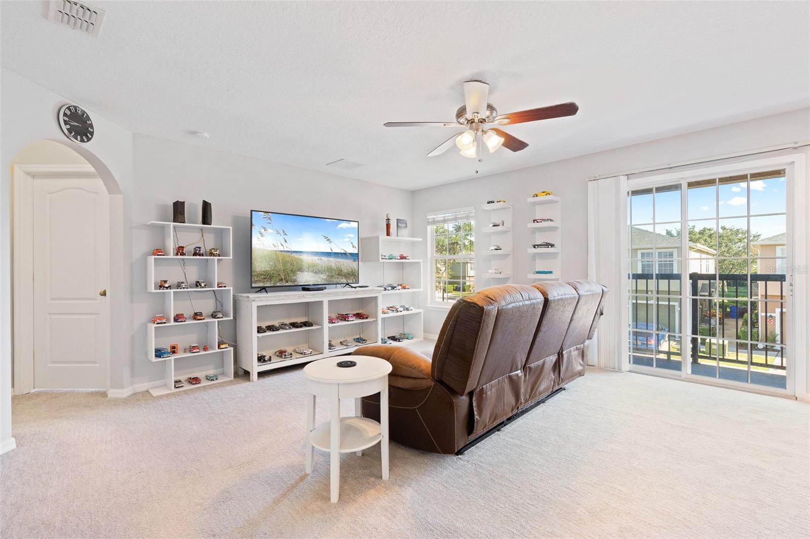 Image 10 of 44 For 4100 Orange Tree Court