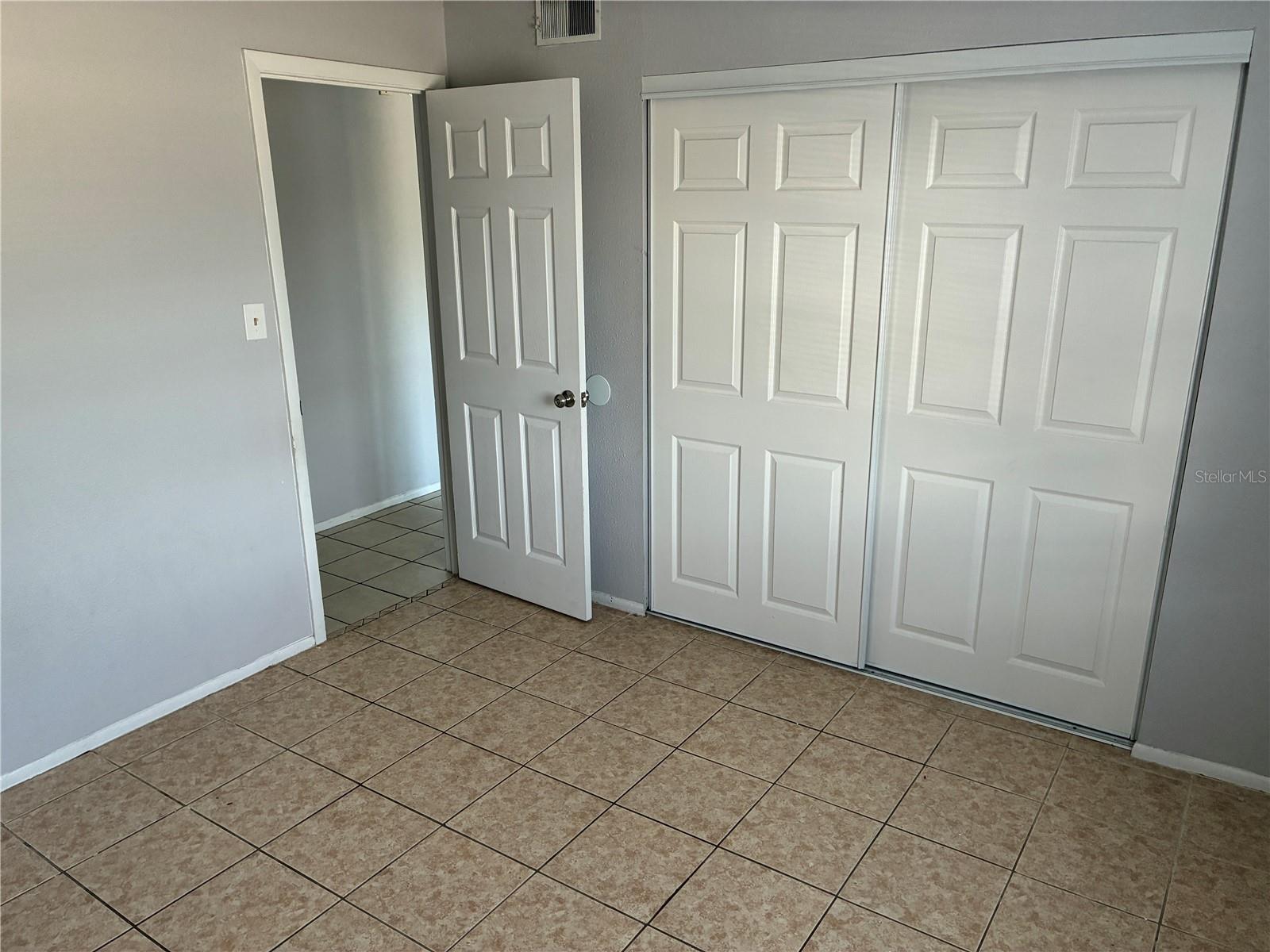 Image 5 of 7 For 1904 Honour Road 29