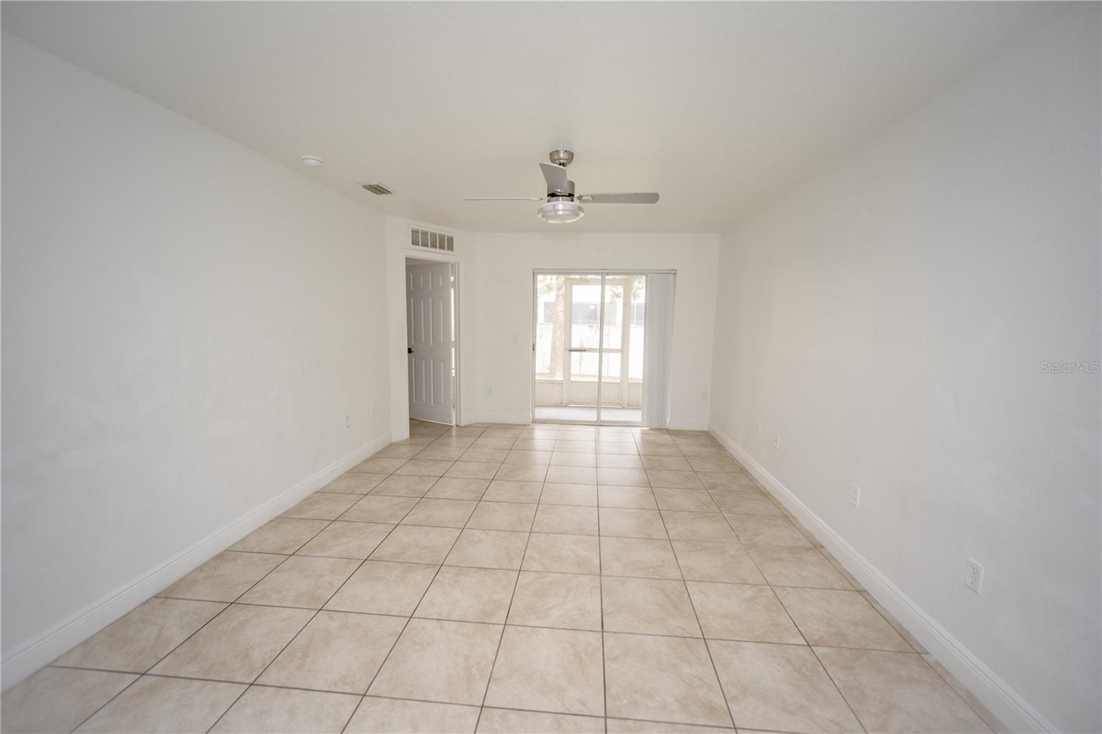 Image 5 of 13 For 2814 Club Cortile Circle A