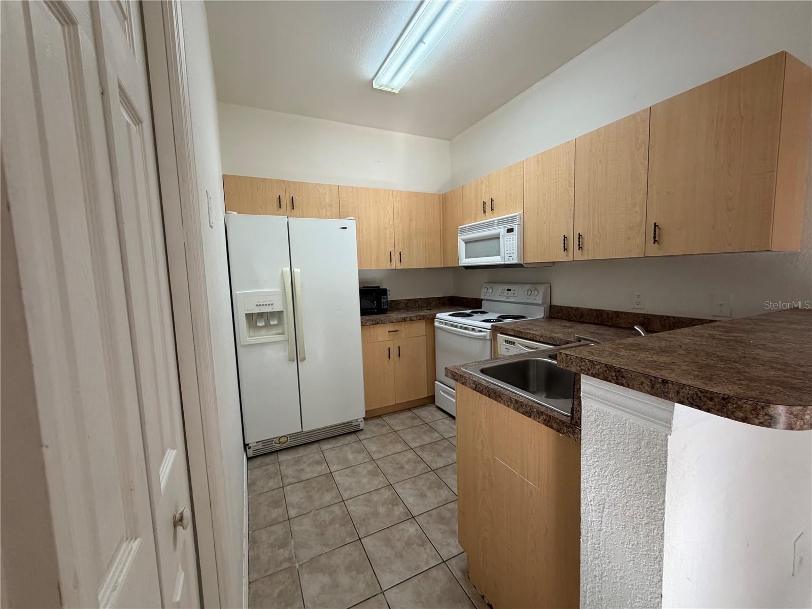 Image 6 of 16 For 353 Port Pleasant Drive 353