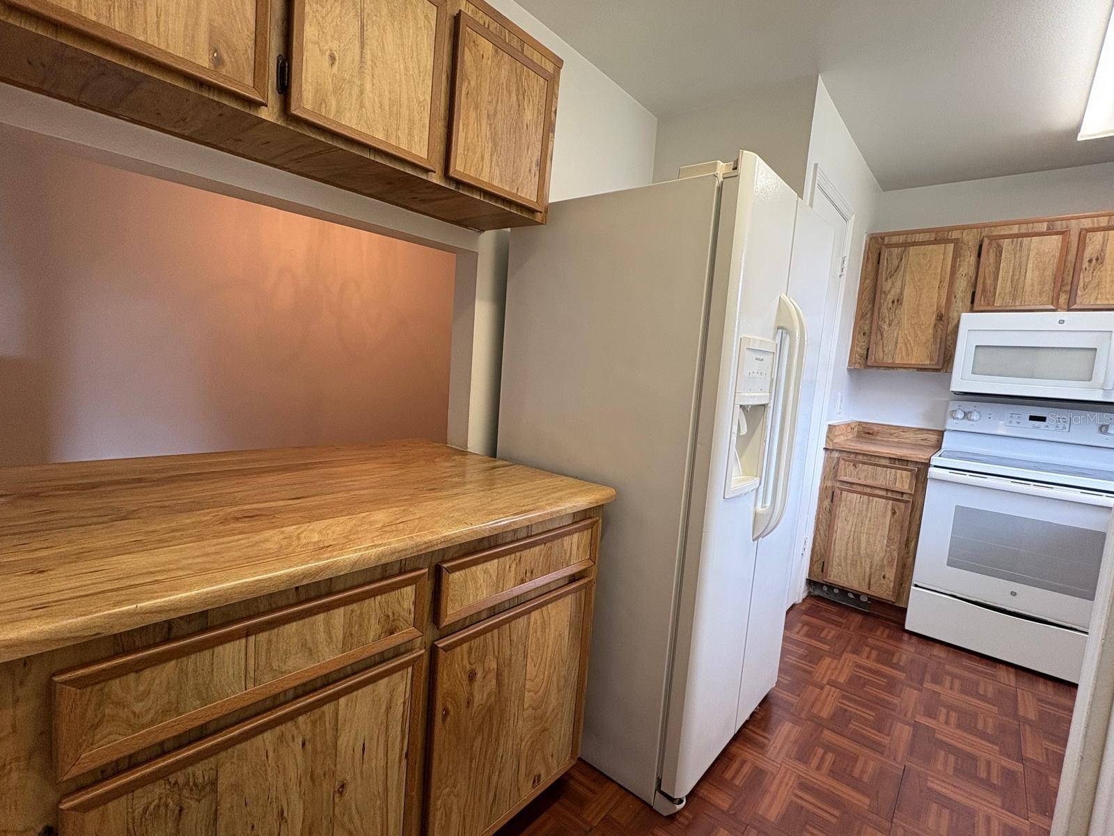 Image 6 of 15 For 4148 Pershing Pointe Place 7