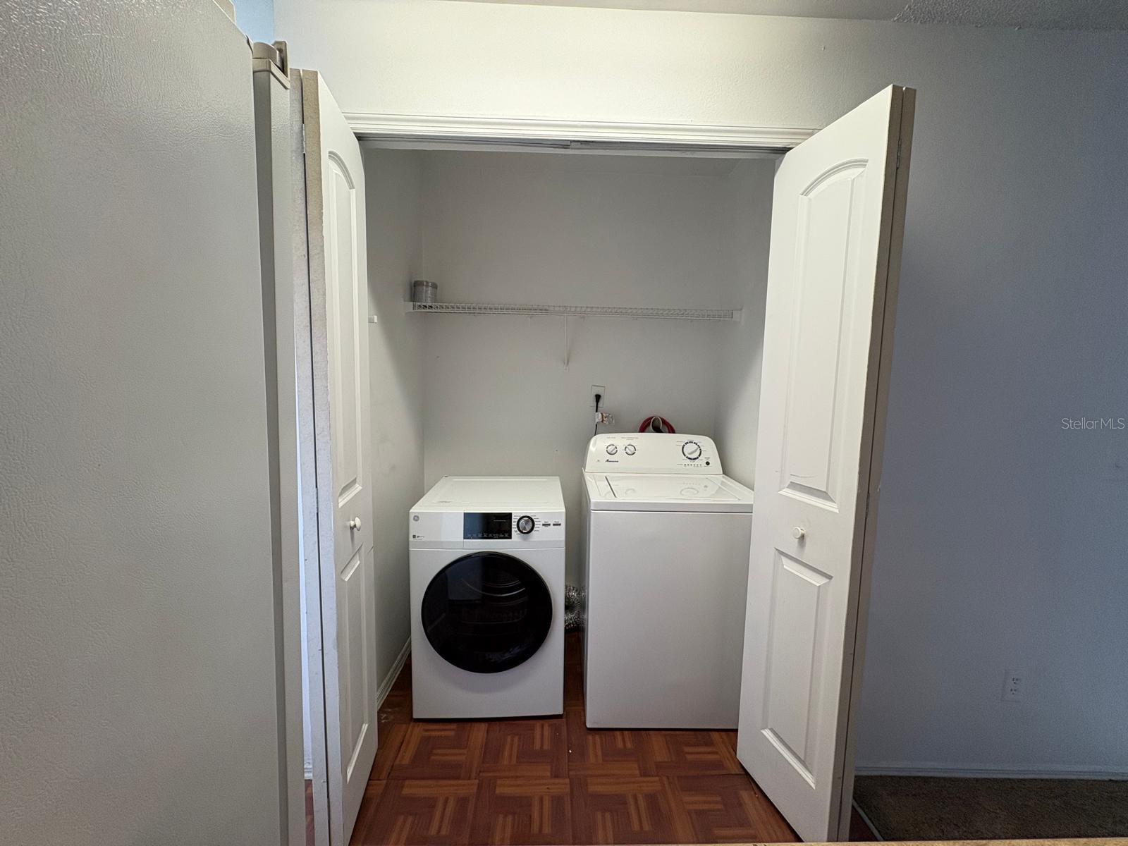 Image 9 of 15 For 4148 Pershing Pointe Place 7