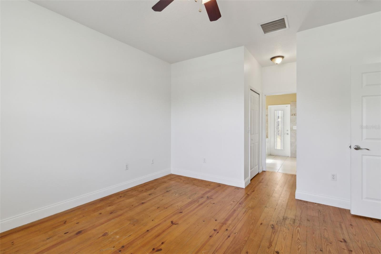 Image 10 of 26 For 10524 Ramblewood Road