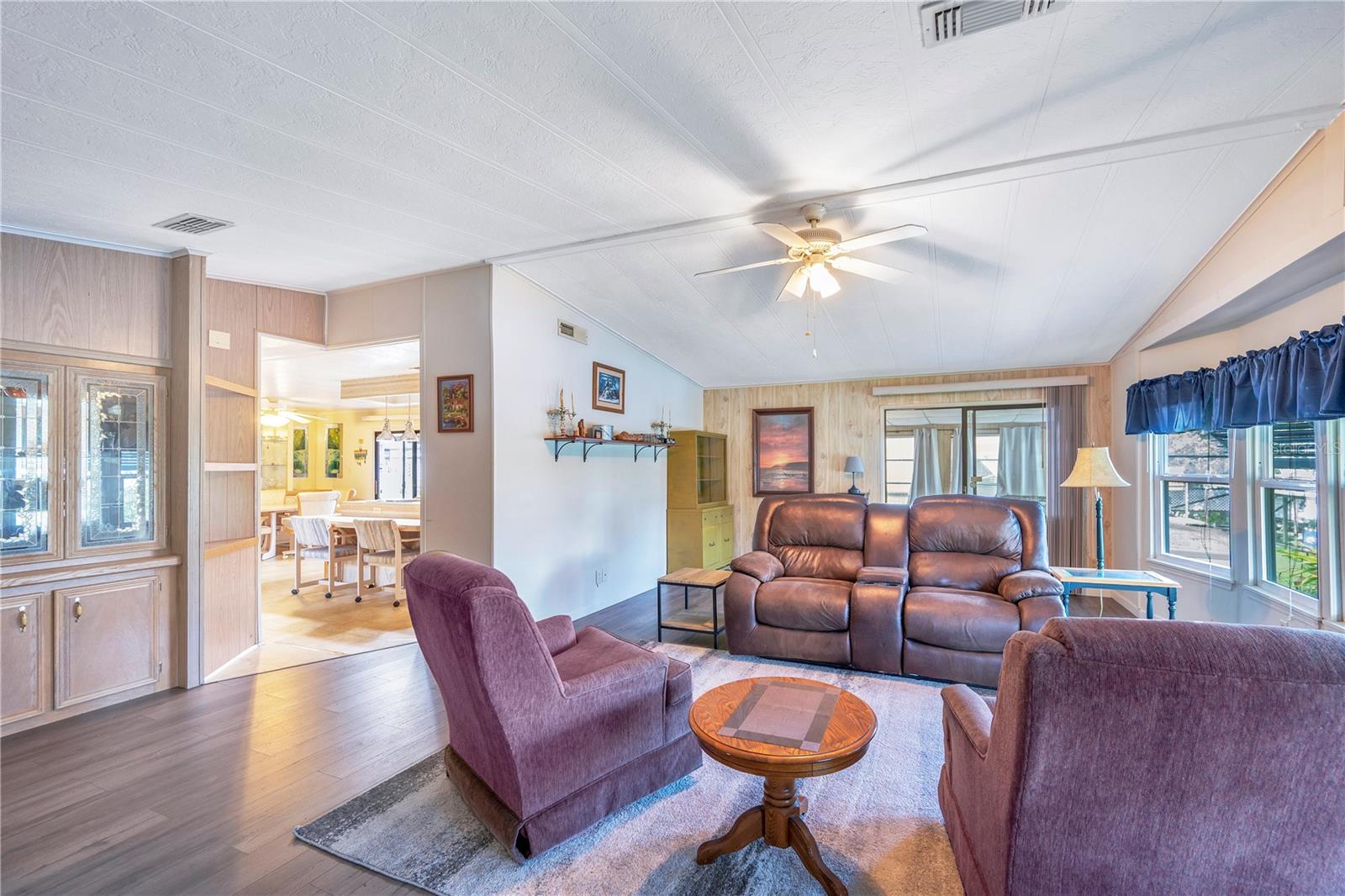 Image 4 of 34 For 119 Jana Circle