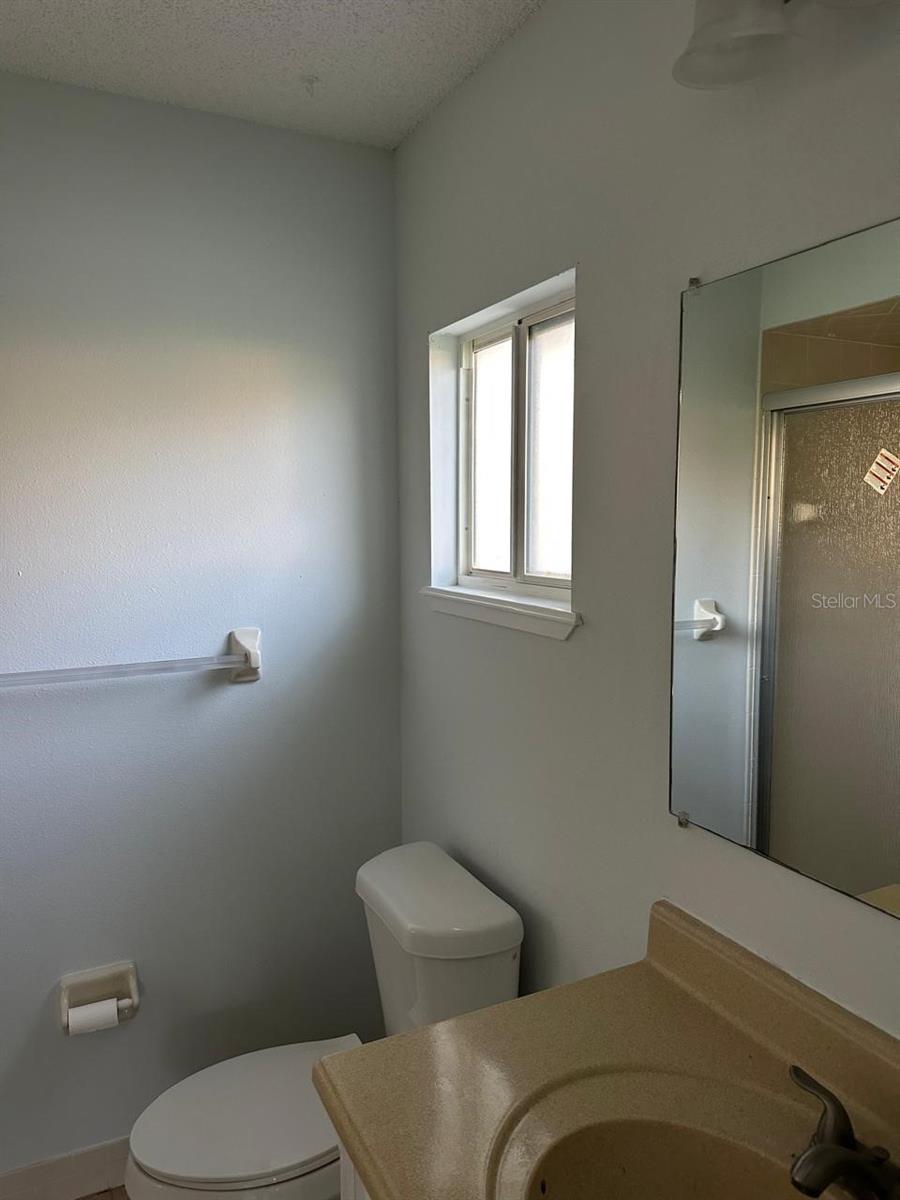 Image 13 of 17 For 11248 76th Terrace