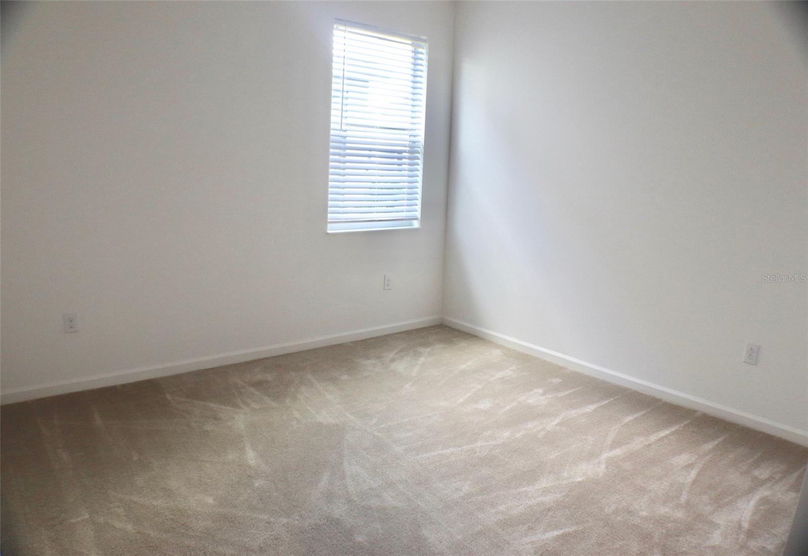 Image 11 of 14 For 536 Sapphire Drive