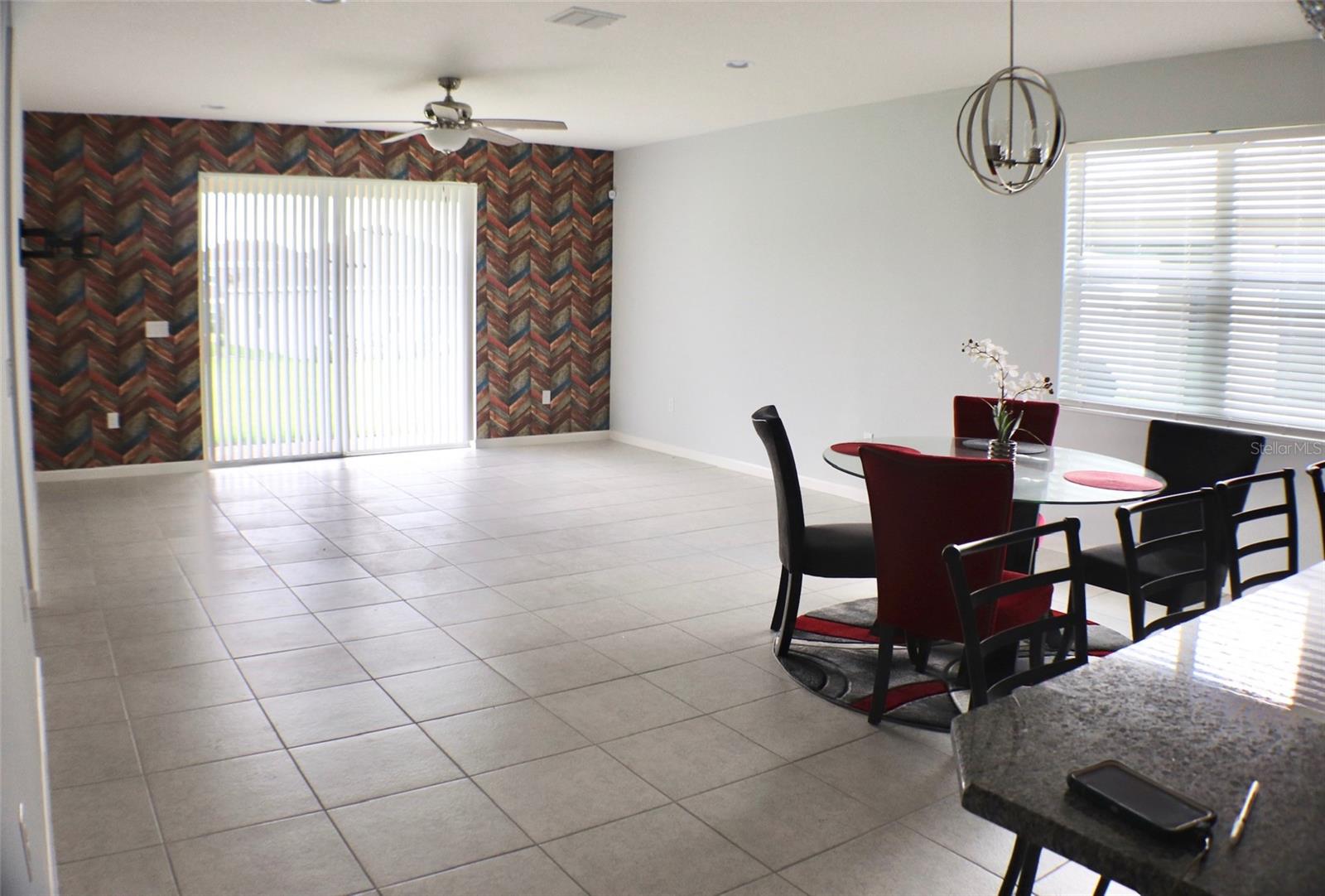 Image 5 of 14 For 536 Sapphire Drive