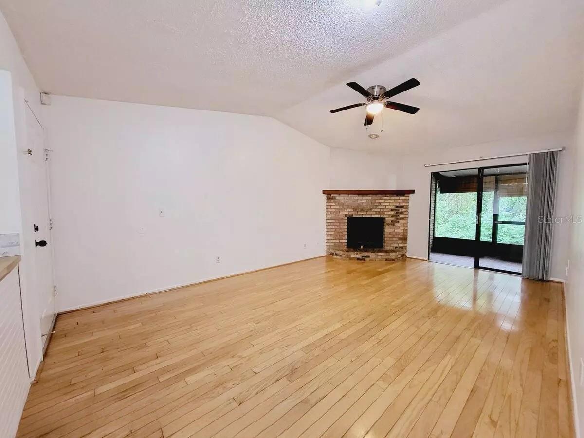 Image 2 of 16 For 1708 Foxhall Circle