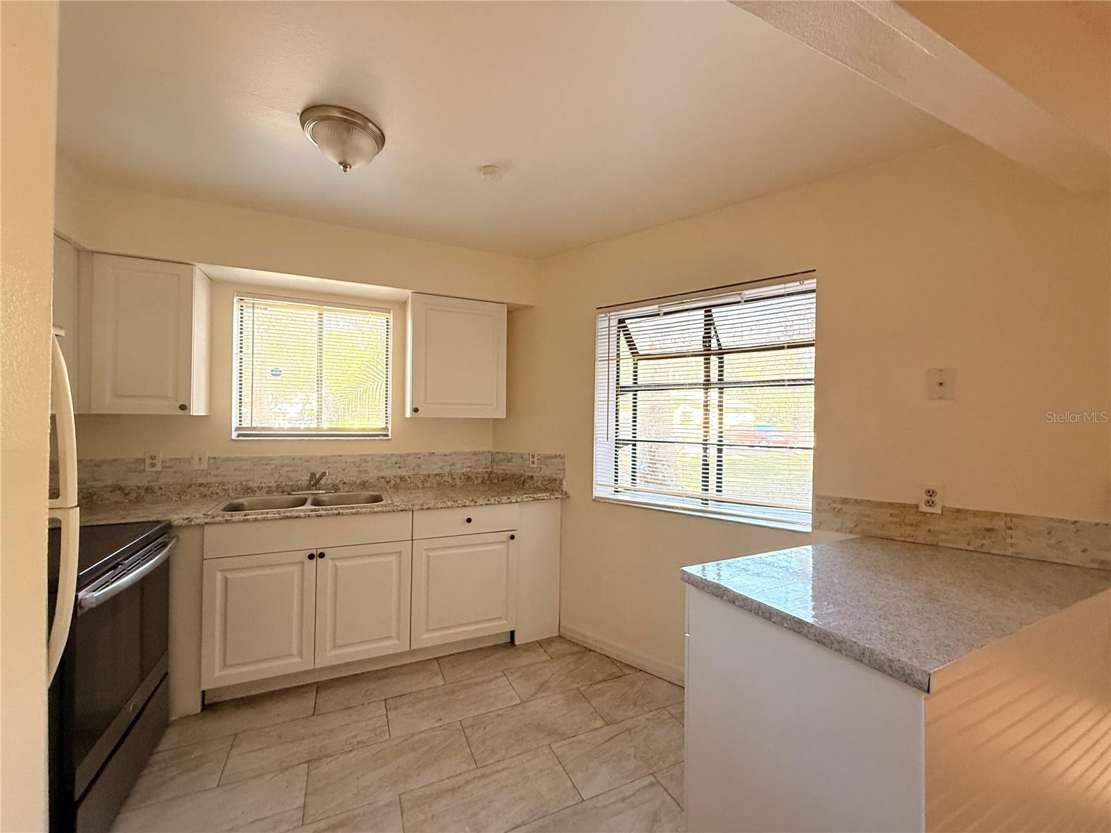 Image 9 of 16 For 1708 Foxhall Circle