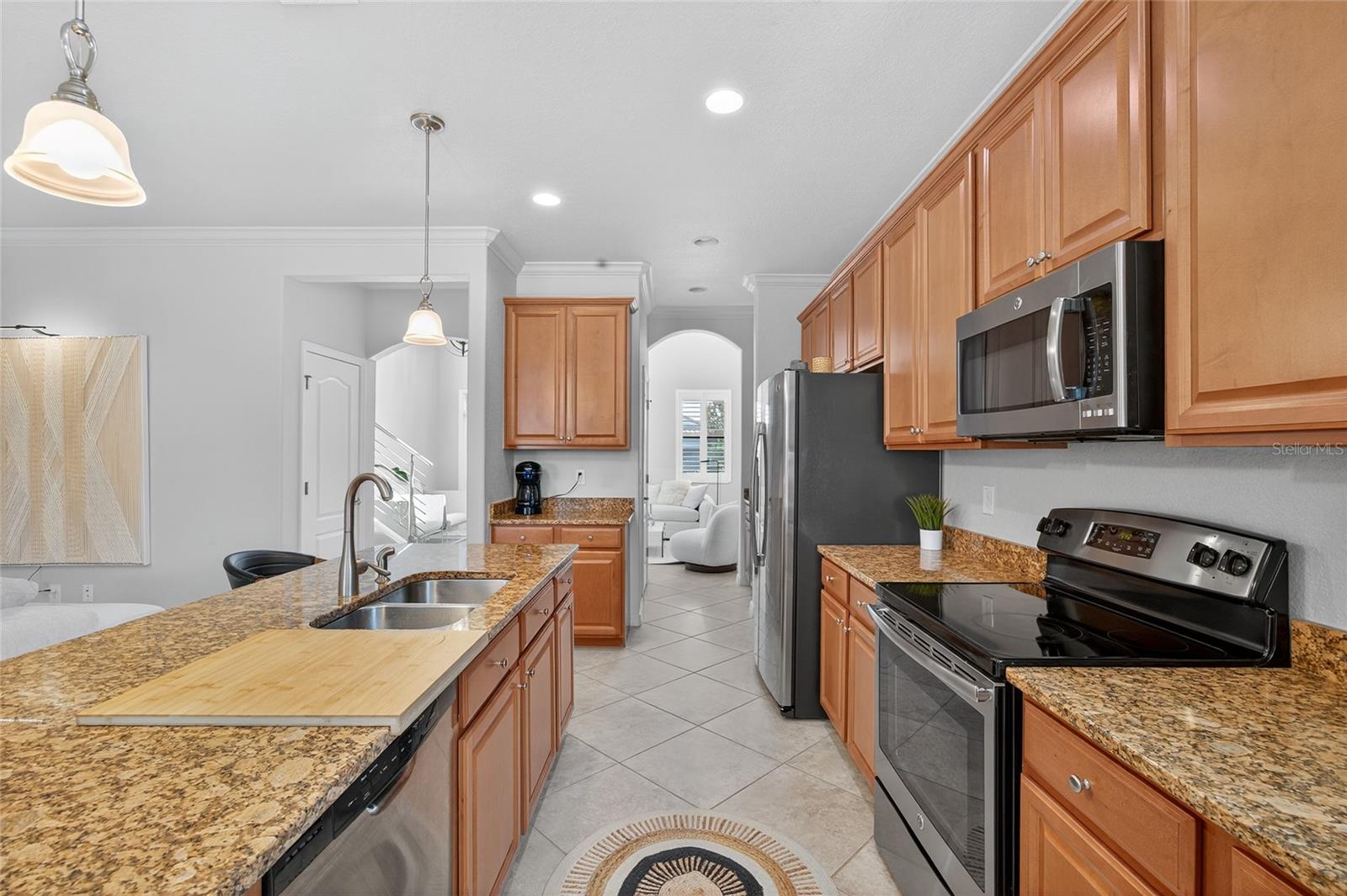 Image 13 of 69 For 6474 Willowshire Way