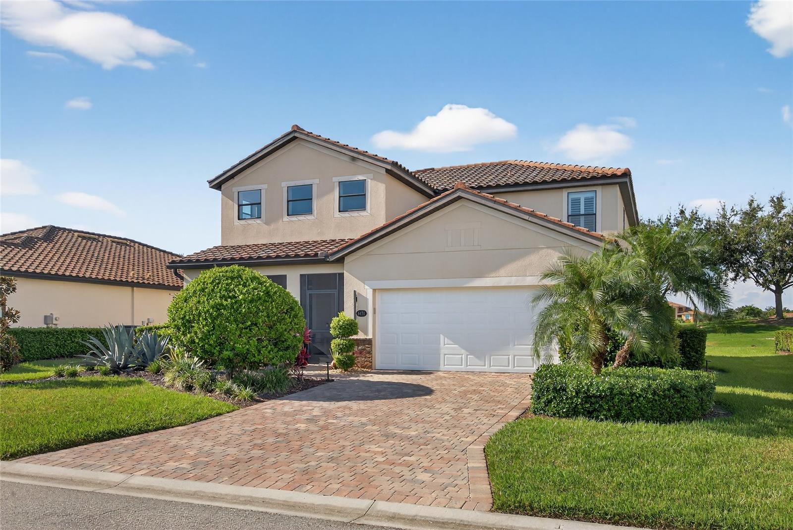 Image 5 of 69 For 6474 Willowshire Way